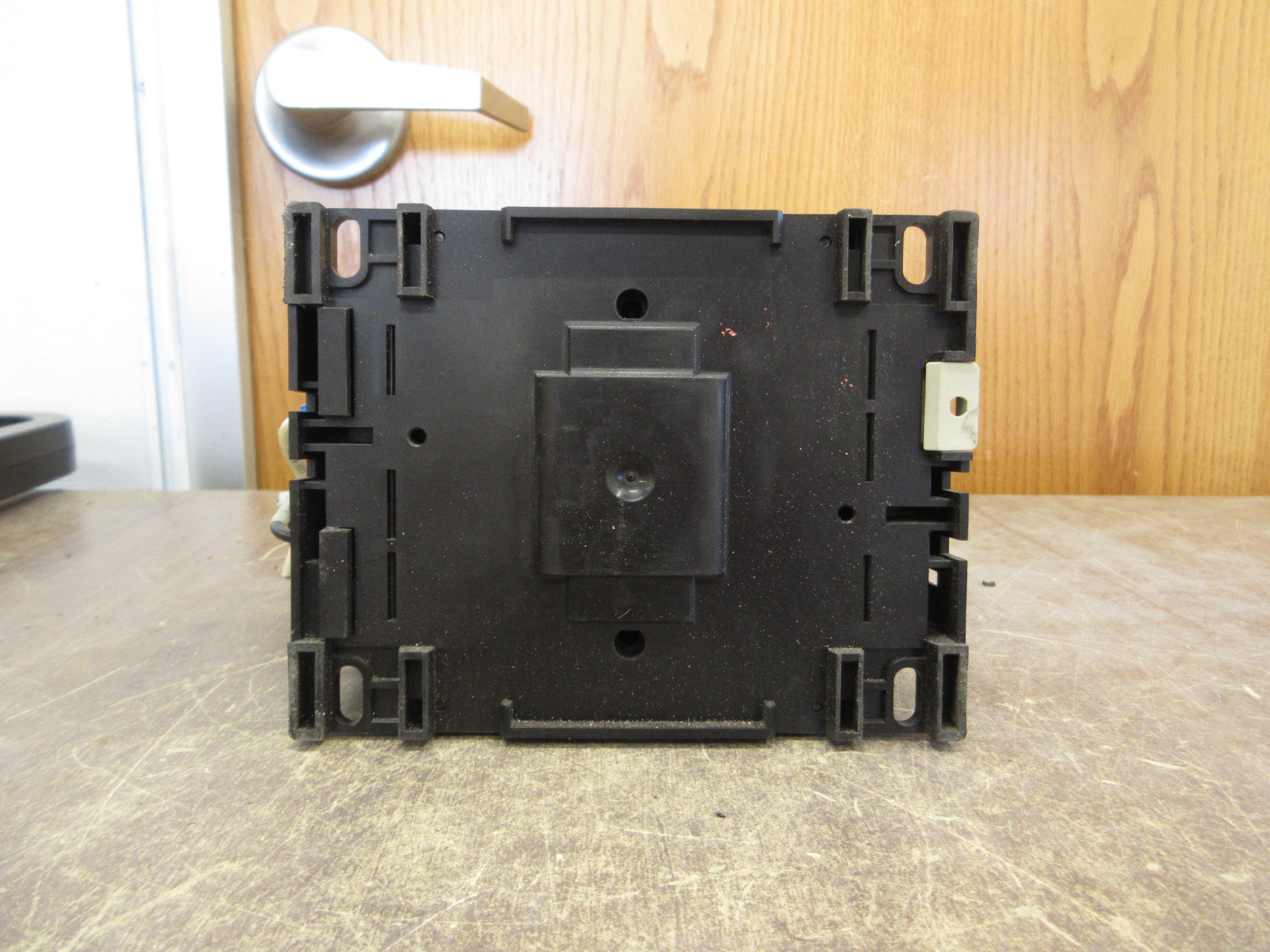 Telemecanique Contactor LC1D115006 24V Coil 160A 600V w/ Aux Contact Block Used