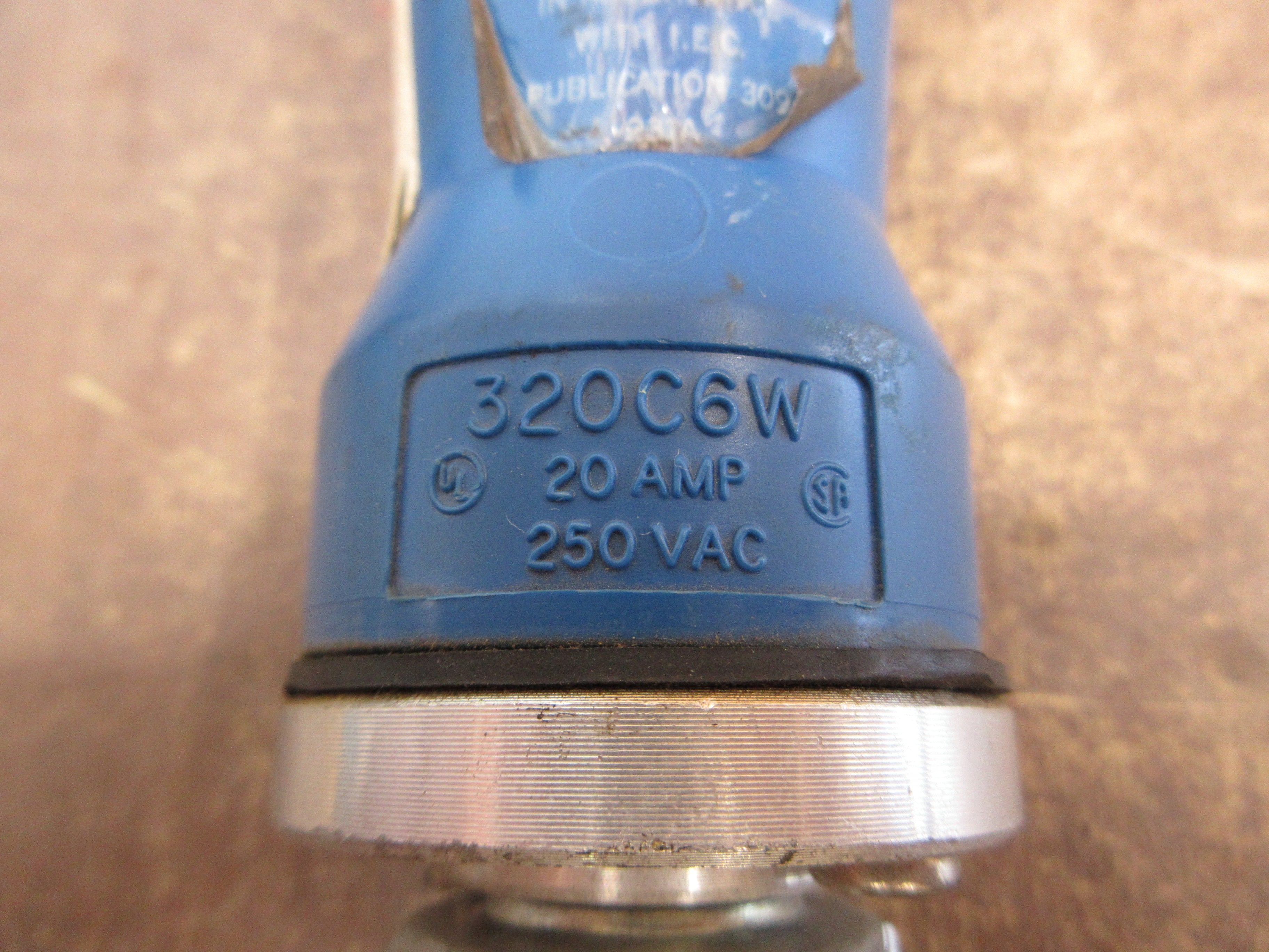 Hubbell Plug & Receptacle Set 320C6W 20A 250V *No Cover* Used