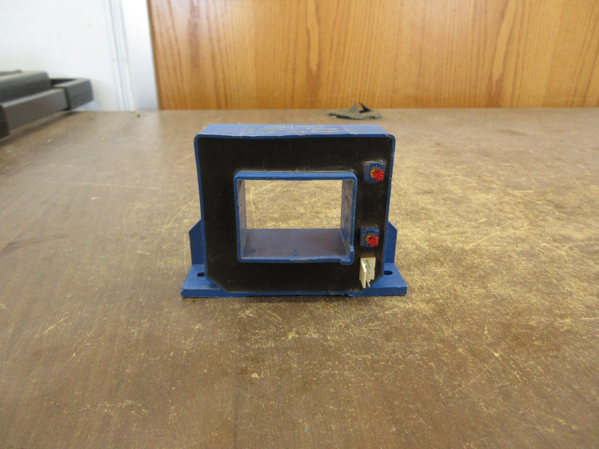 LEM Current Transducer HAT 1500-S Used