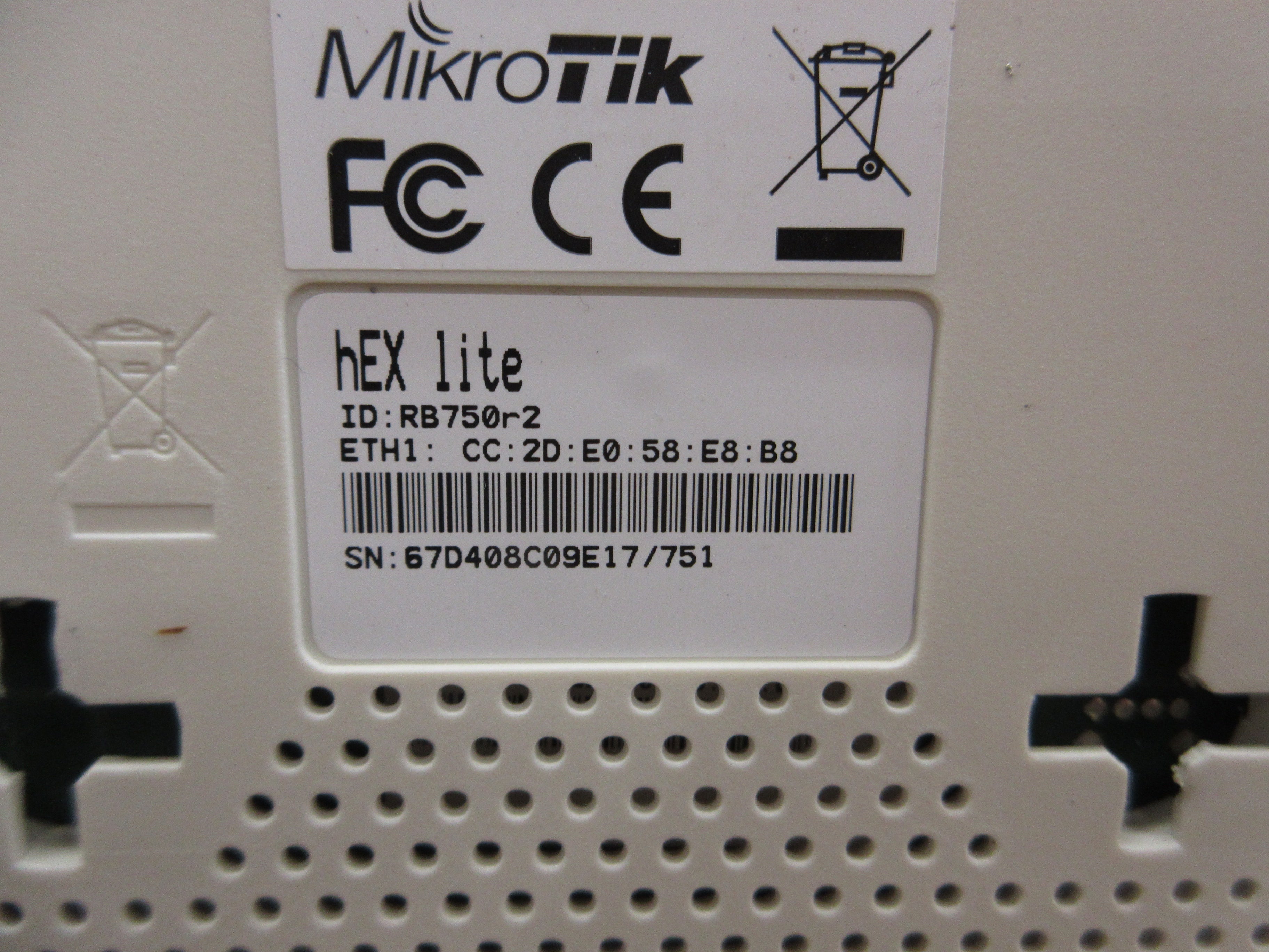 Mikrotik hEX Lite Routerboard RB750r2 Used