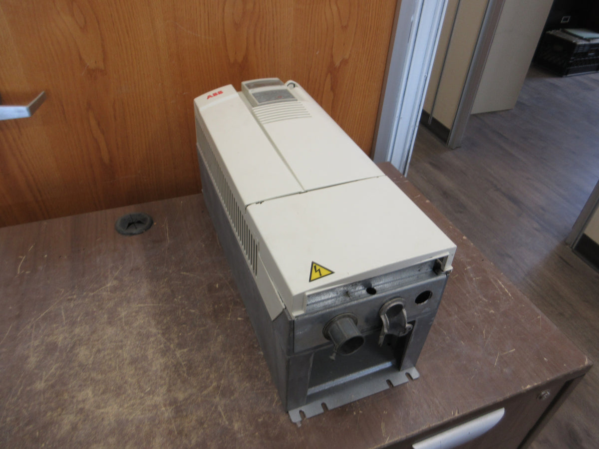 ABB ACH401 AC Drive ACH401602012 15HP 3Ph w/ Keypad Used