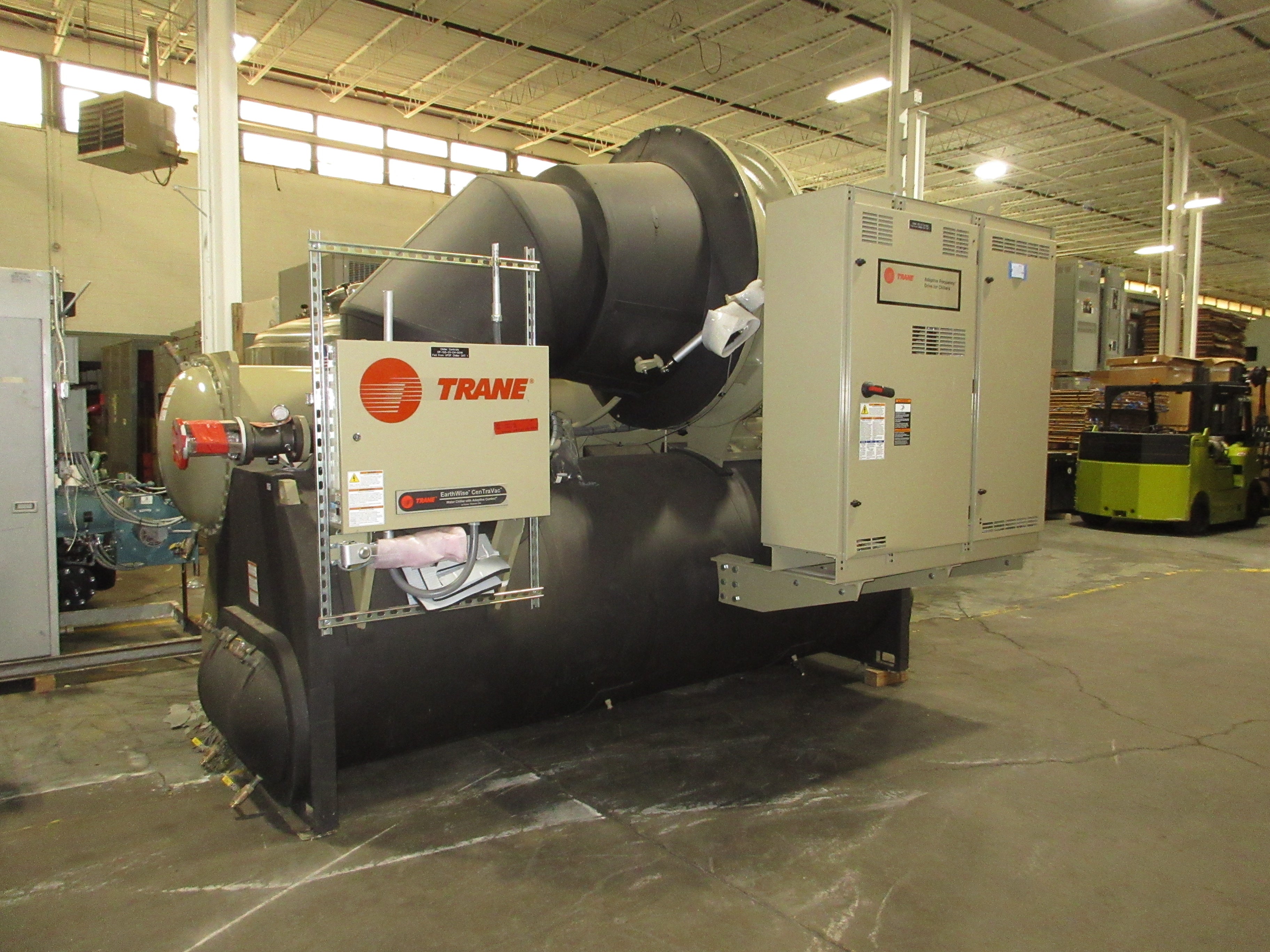Trane CVHF760 Water Cooled Chiller CVHF760F15P0PC0303 760 ton 460V New Take Out