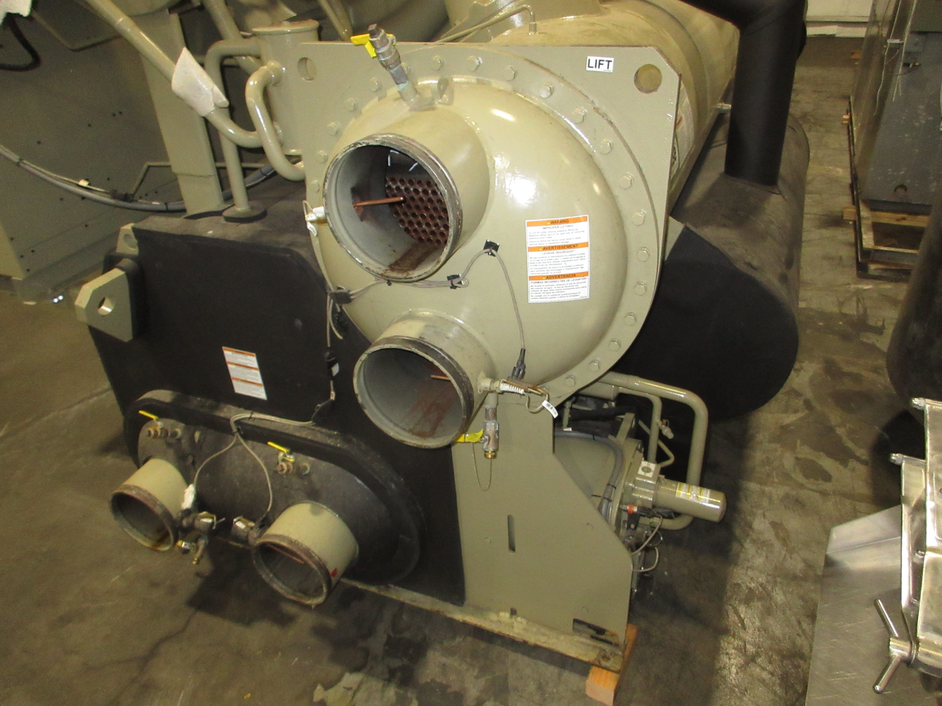 Trane CVHF760 Water Cooled Chiller CVHF760F15P0PC0303 760 ton 460V New Take Out