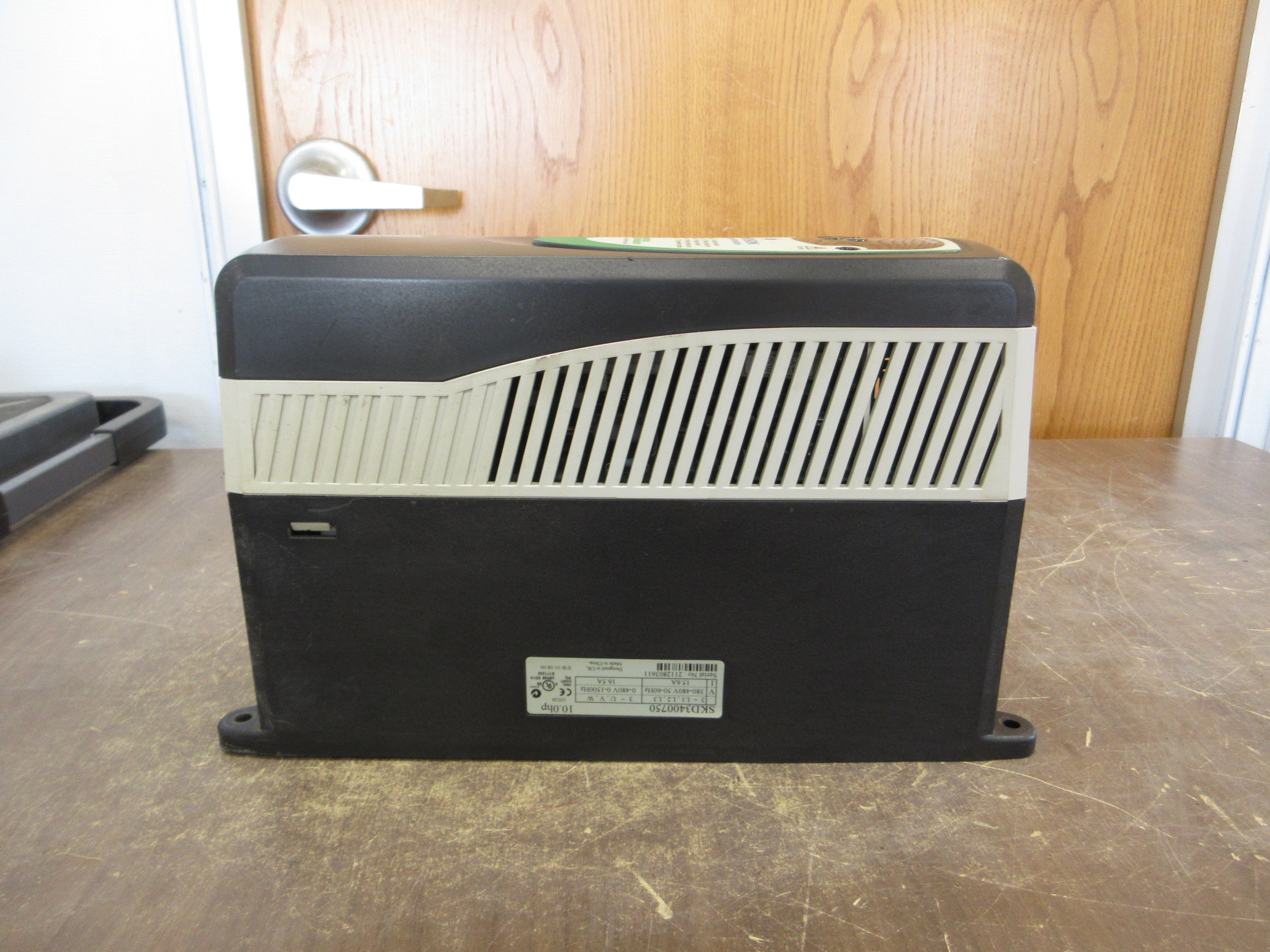Emerson Control Techniques AC Drive SKD3400750 10HP 3Ph Used
