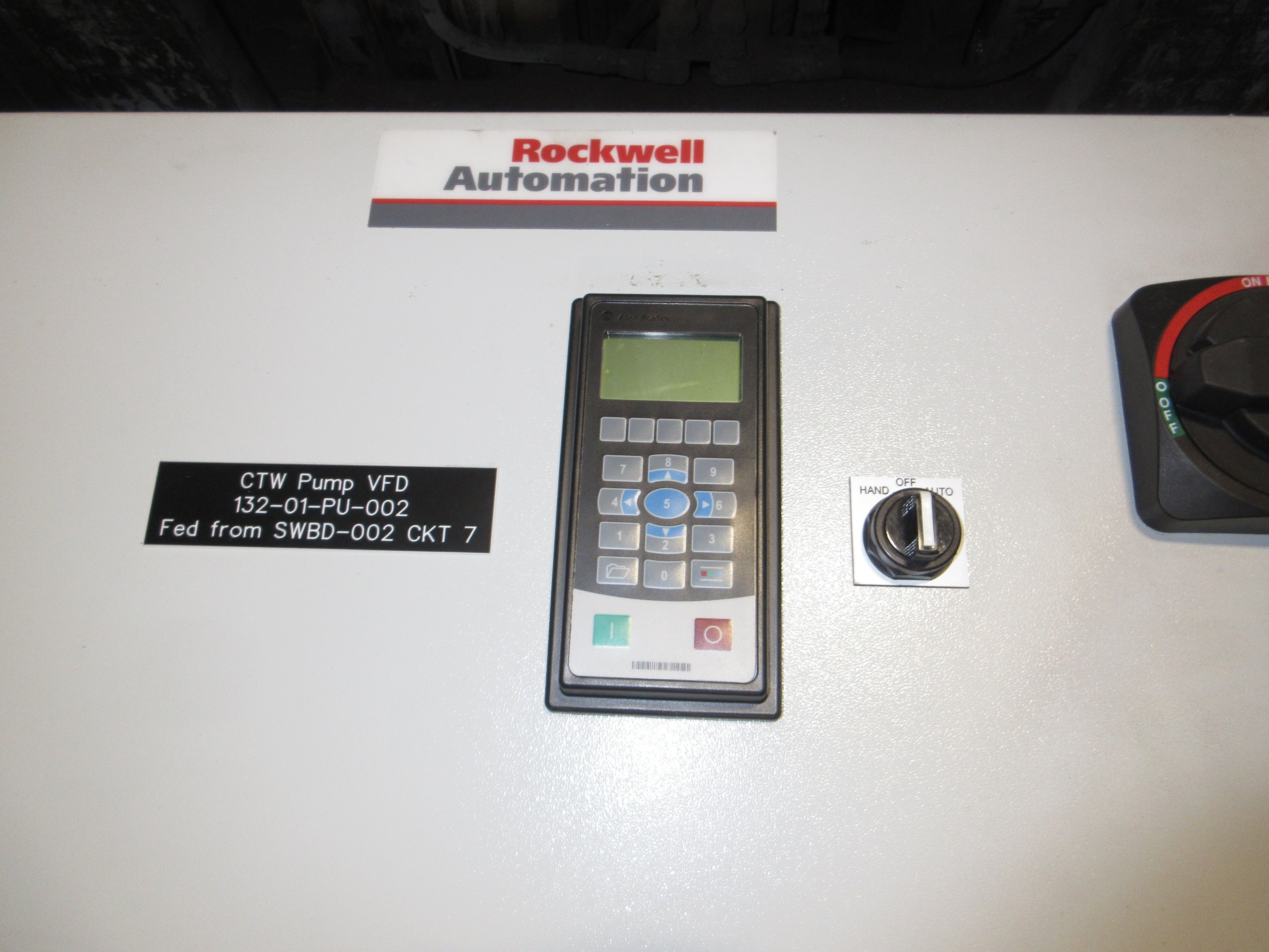 Rockwell Automation PowerFlex 755 AC Drive w/ Disconnect 50HP w/ Keypad Used