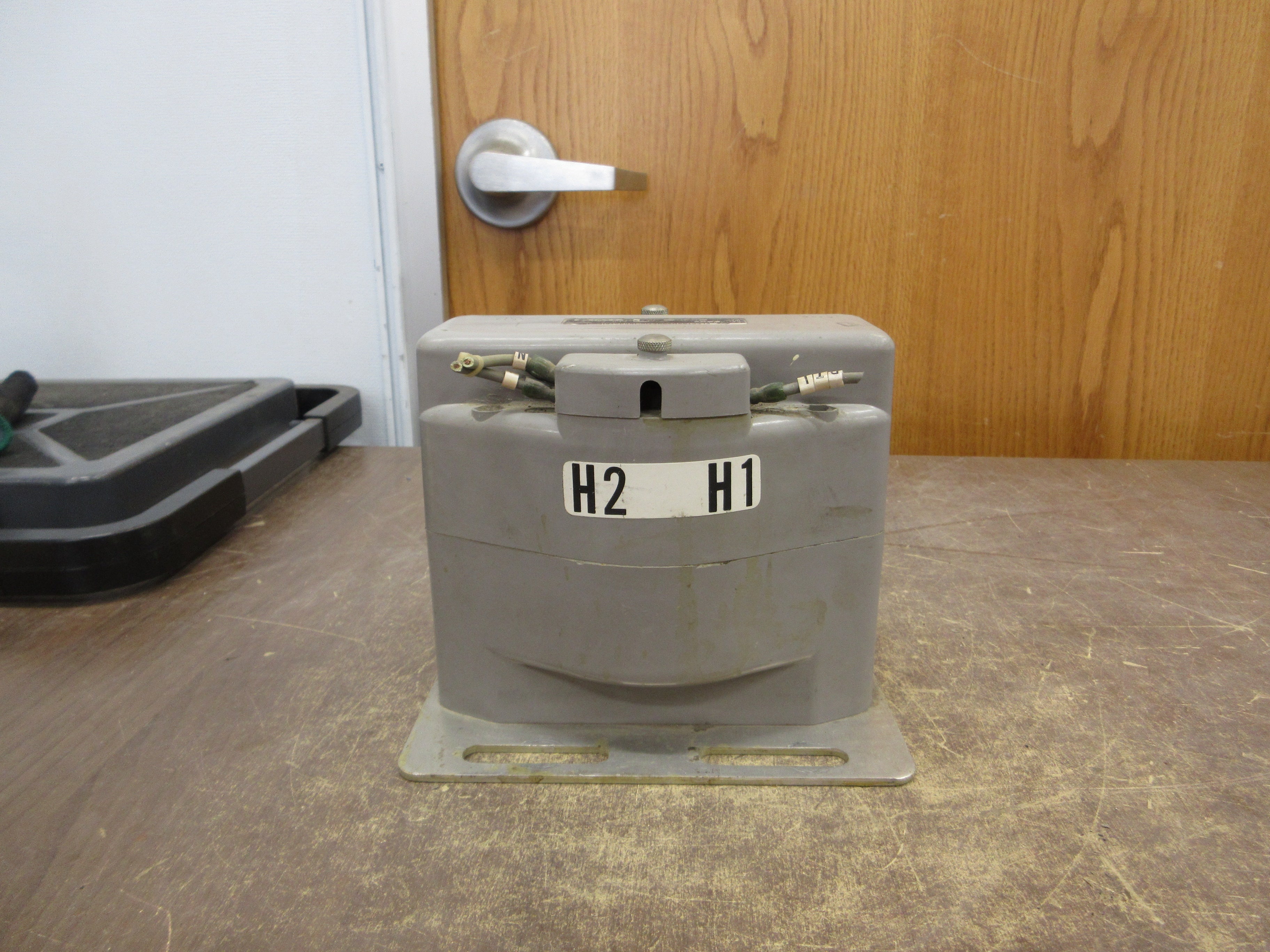 Electromagnetic Industries Potential Transformer 450-288 Pri: 288V Ratio 2.4:1