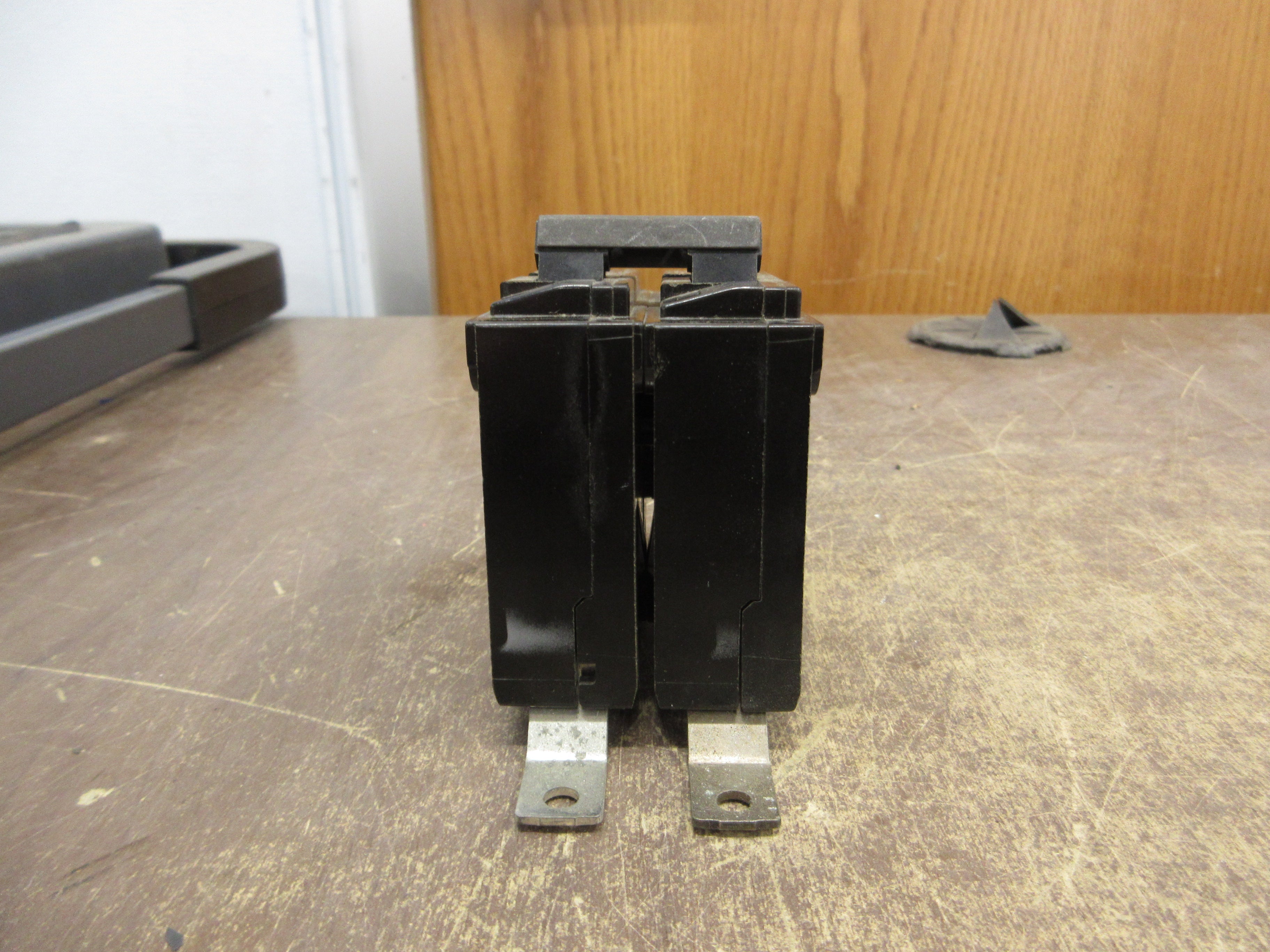 Siemens Type BL Bolt-On Circuit Breaker B240 40A 120/240V 2P Used