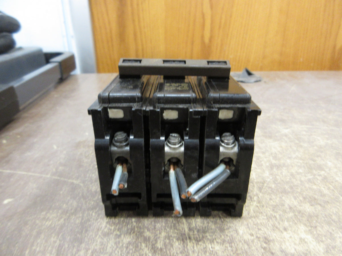 ITE Clip-On Circuit Breaker QP3-B020 20A 240V 3P Used
