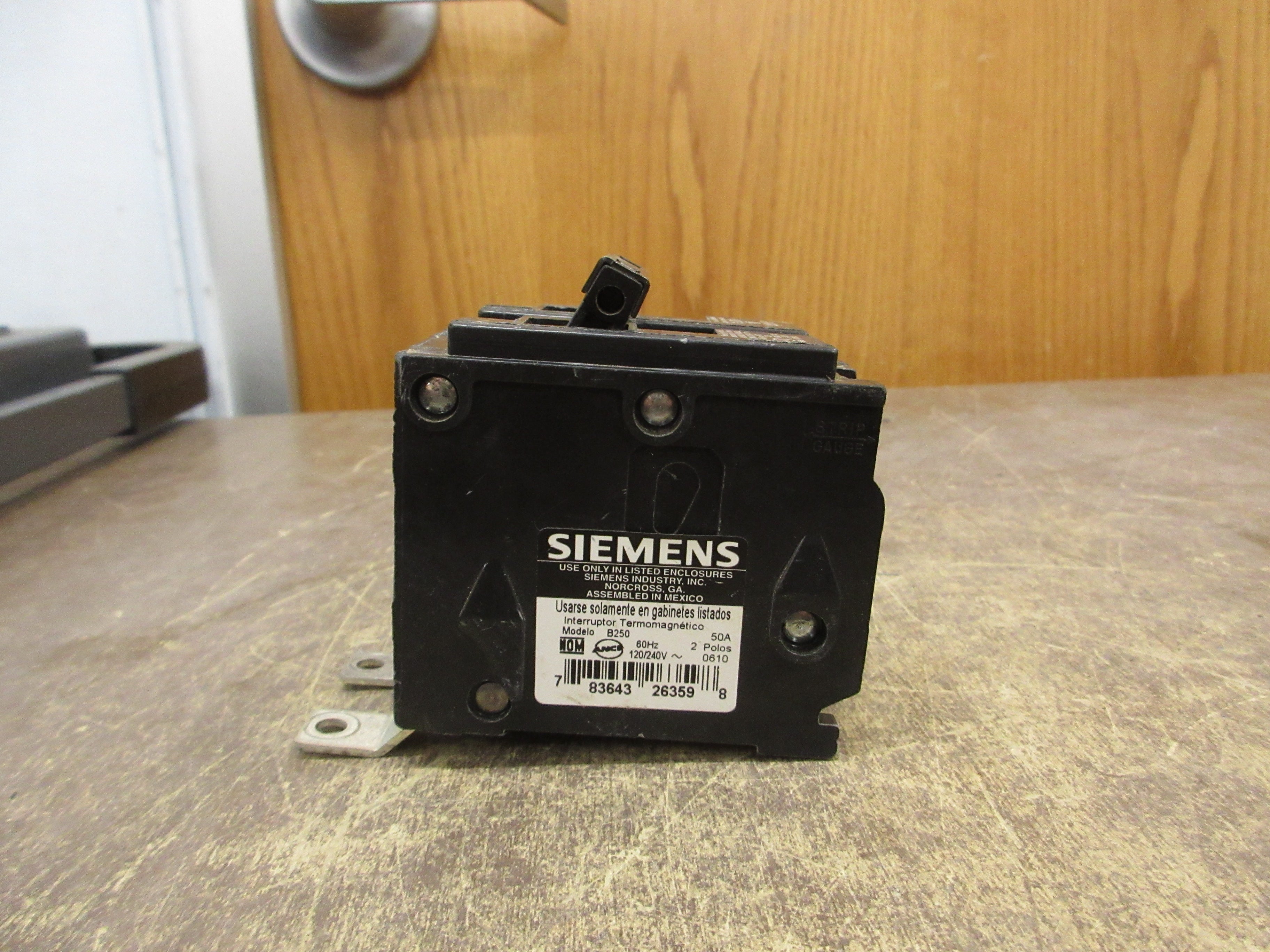 Siemens Type BL Bolt-On Circuit Breaker B250 50A 120/240V 2P Used