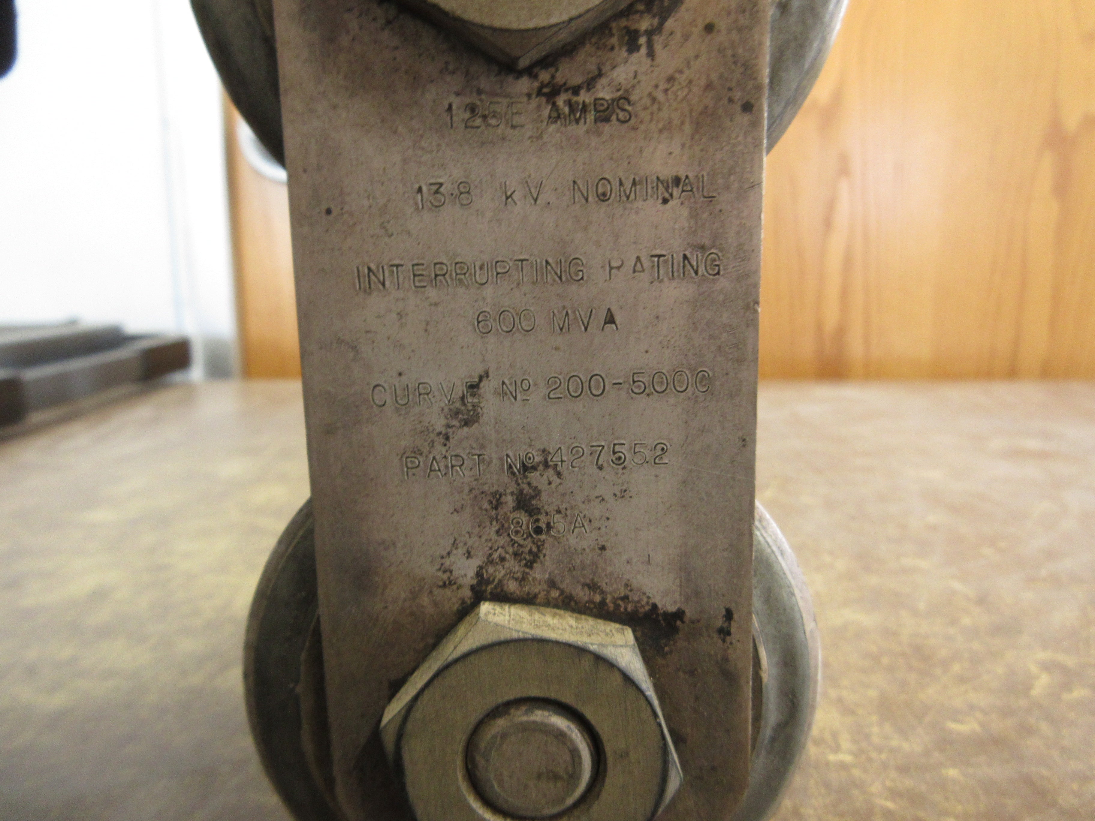 ITE Fuse 427552 125E 13.8kV Used