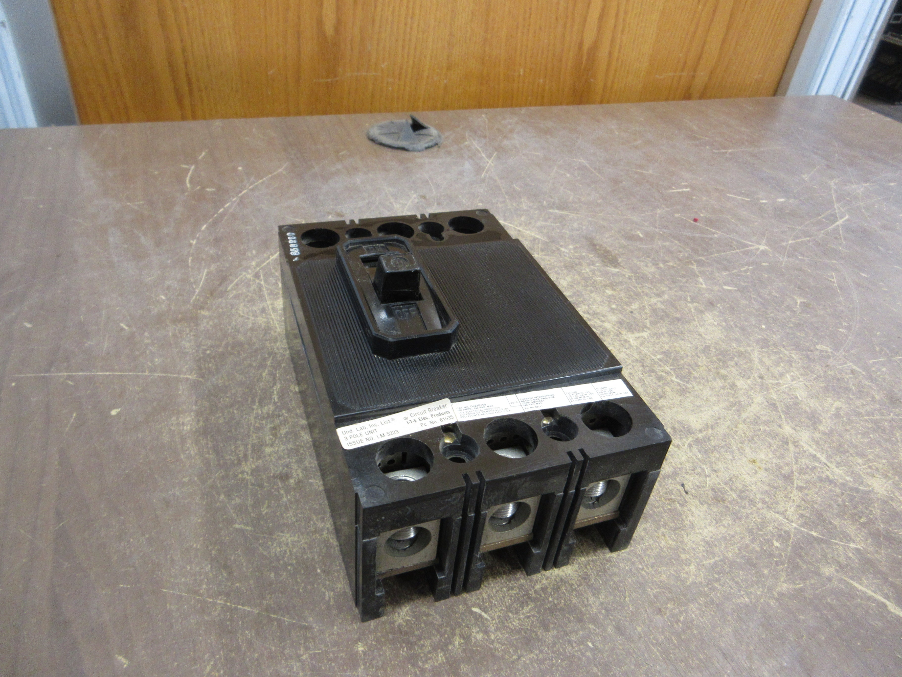 ITE Circuit Breaker QJ23B150 150A 240V 3P Used