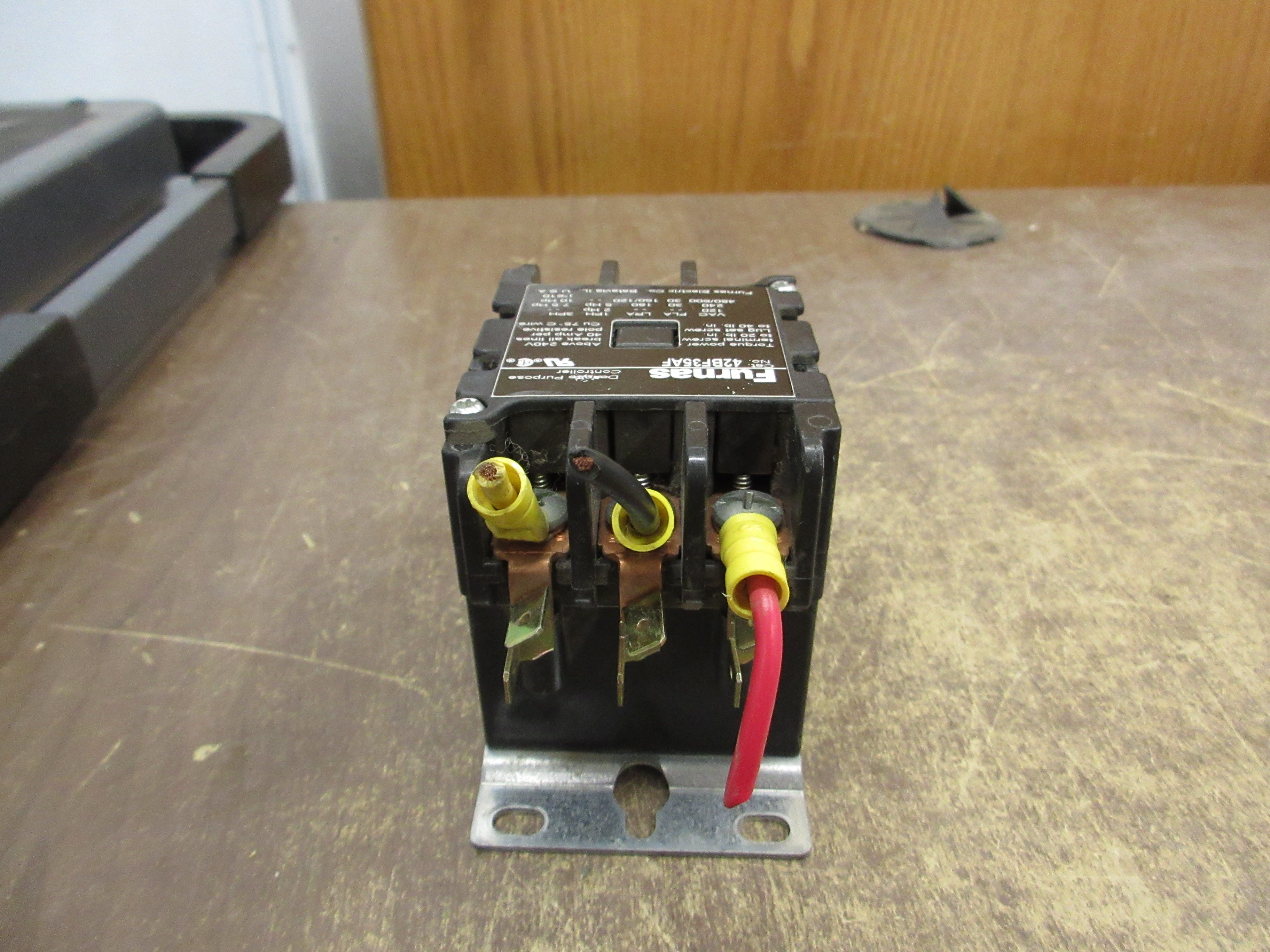 Furnas Definite Purpose Contactor 42BF35AF 120V Coil 30A 600V Used