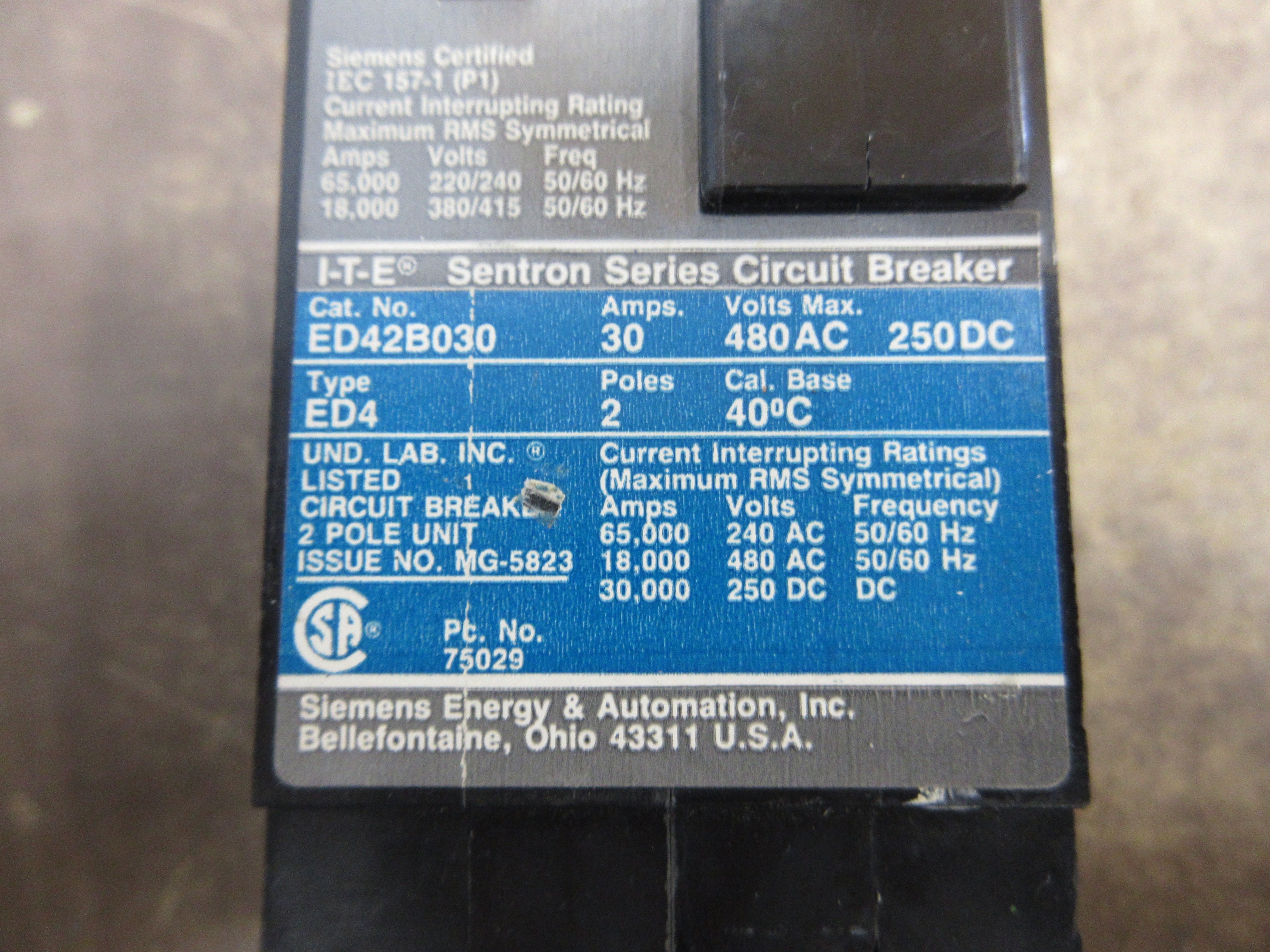 Siemens ITE Sentron Circuit Breaker ED42B030 30A 480V 2P Used