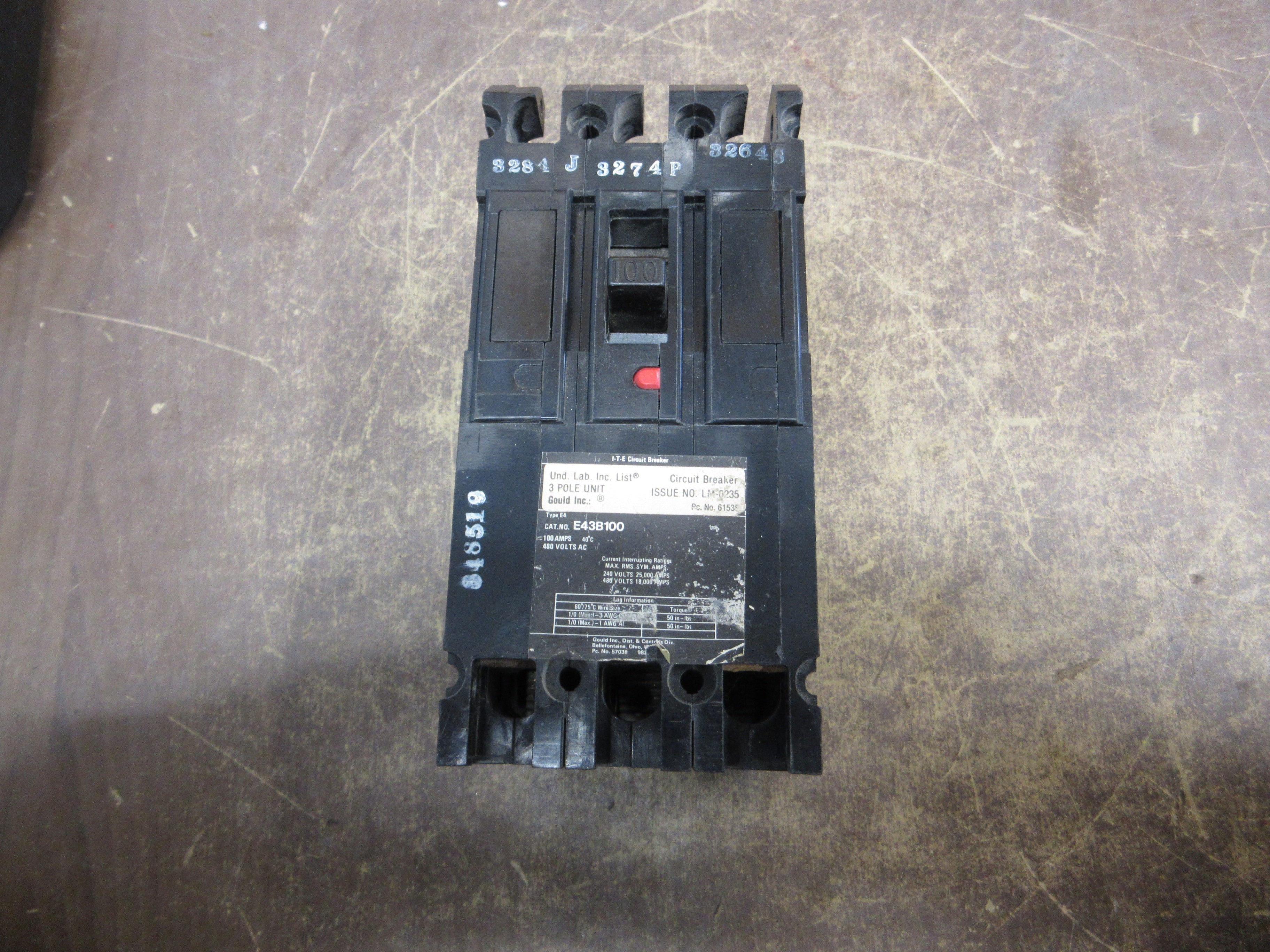 Gould ITE Circuit Breaker E43B100 100A 480V 3P Used