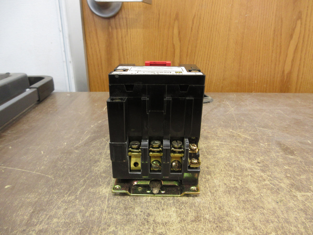 Square D Size 1 Starter 8536SCO3S Ser. A 120V Coil 600V Used
