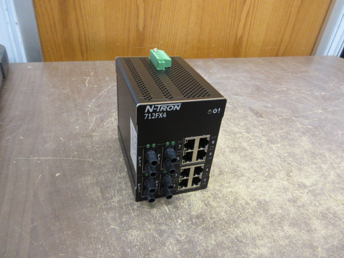 N-Tron Industrial Ethernet Switch 712FX4-ST 12-Port / (4) FX 10-49VDC Used