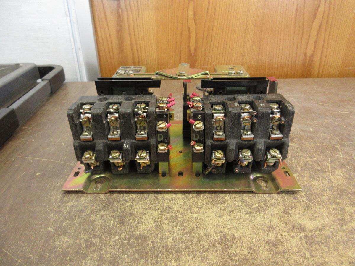 Square D Size 1 Reversing Starter 8736 CO-8 S Ser. B 120V Coil 600V Used
