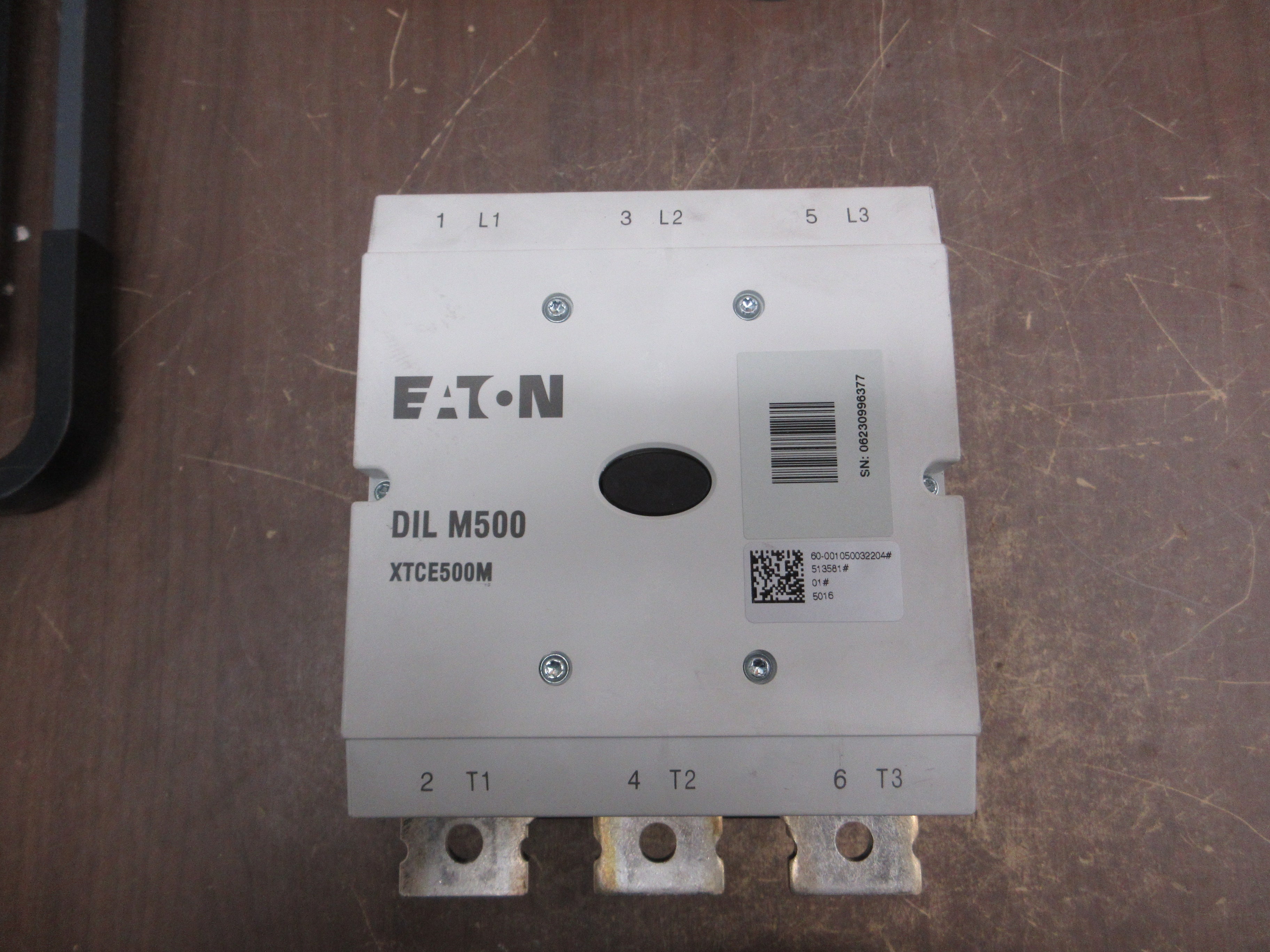 Eaton Contactor DIL M500 XTCE500M 24-48VDC Coil 550A 600V 3Ph Used