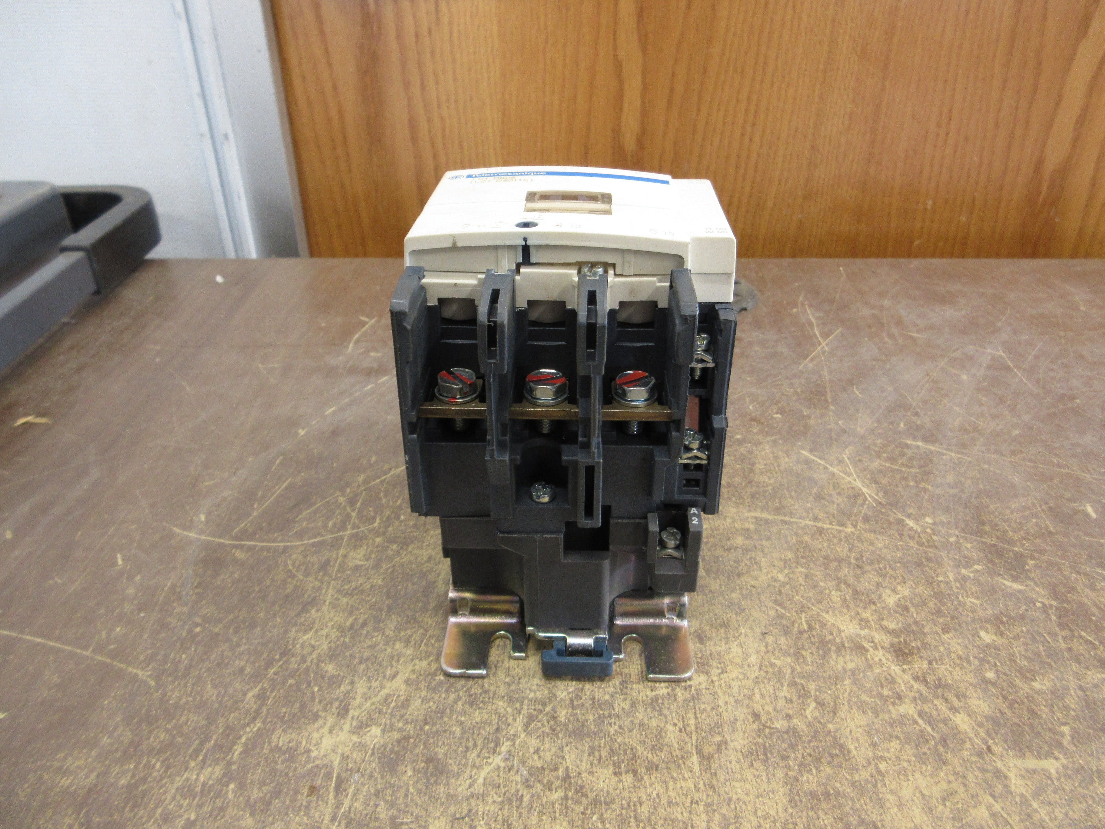 Telemecanique Contactor LC1 D806 / LC1 D80116 120V Coil 110A 600V Used