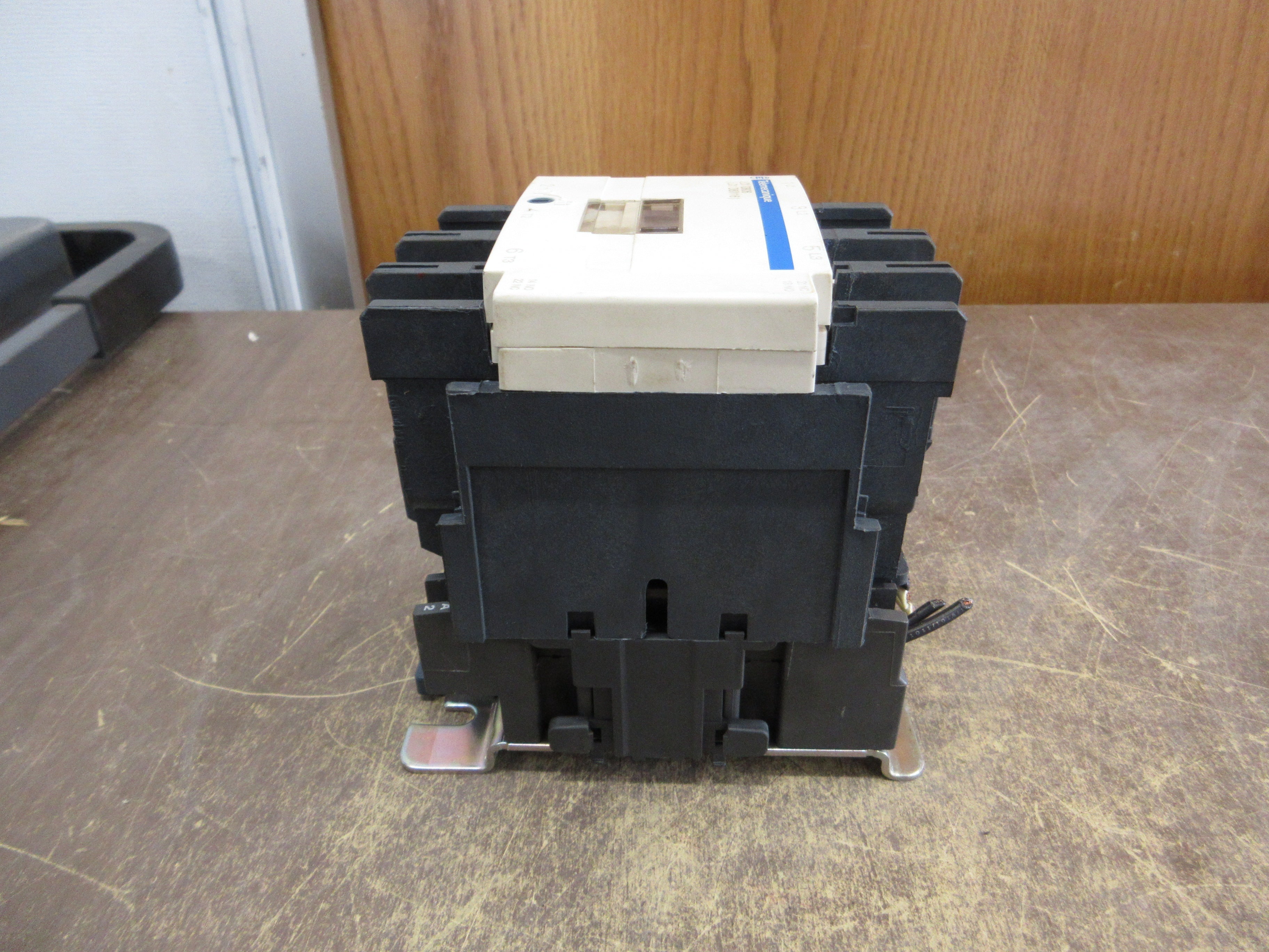 Telemecanique Contactor LC1 D806 / LC1 D80116 120V Coil 110A 600V Used