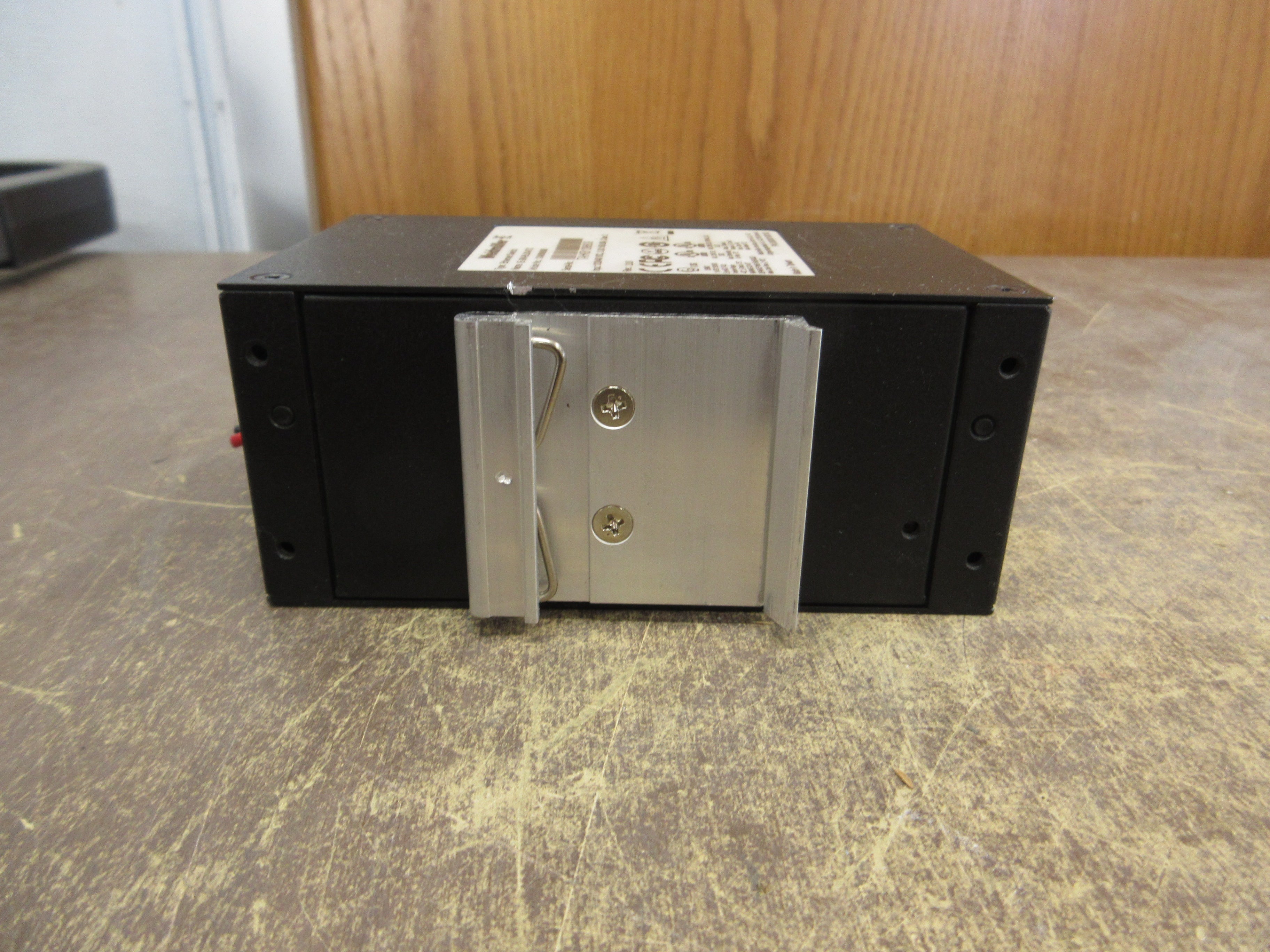 Weidmuller IE-SW-BL08-8TX Ethernet Switch 1240900000 Rev: 2.0.0 8-Port Used