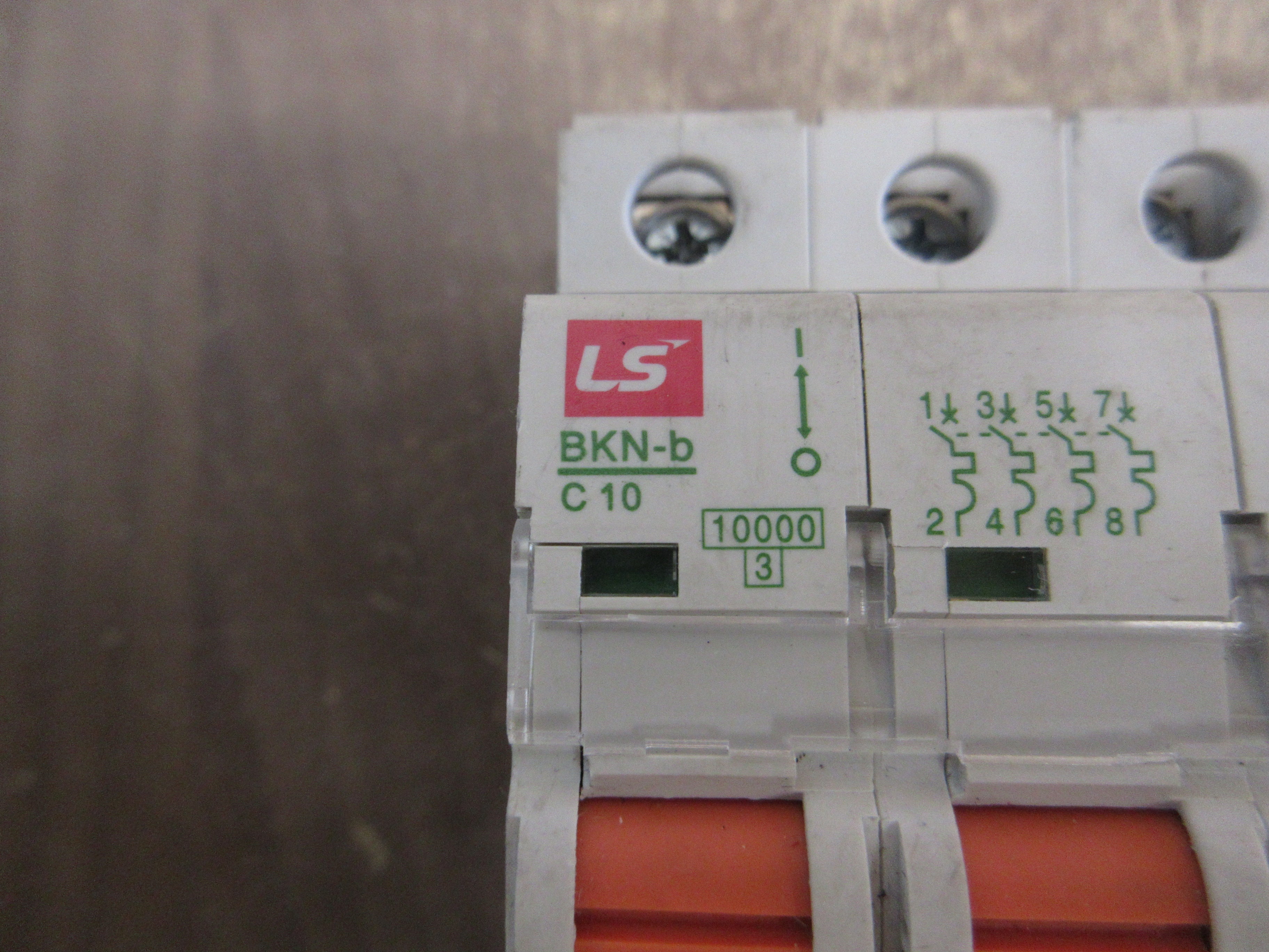 LS Circuit Breaker BKN-b C 10 10A 4P Used