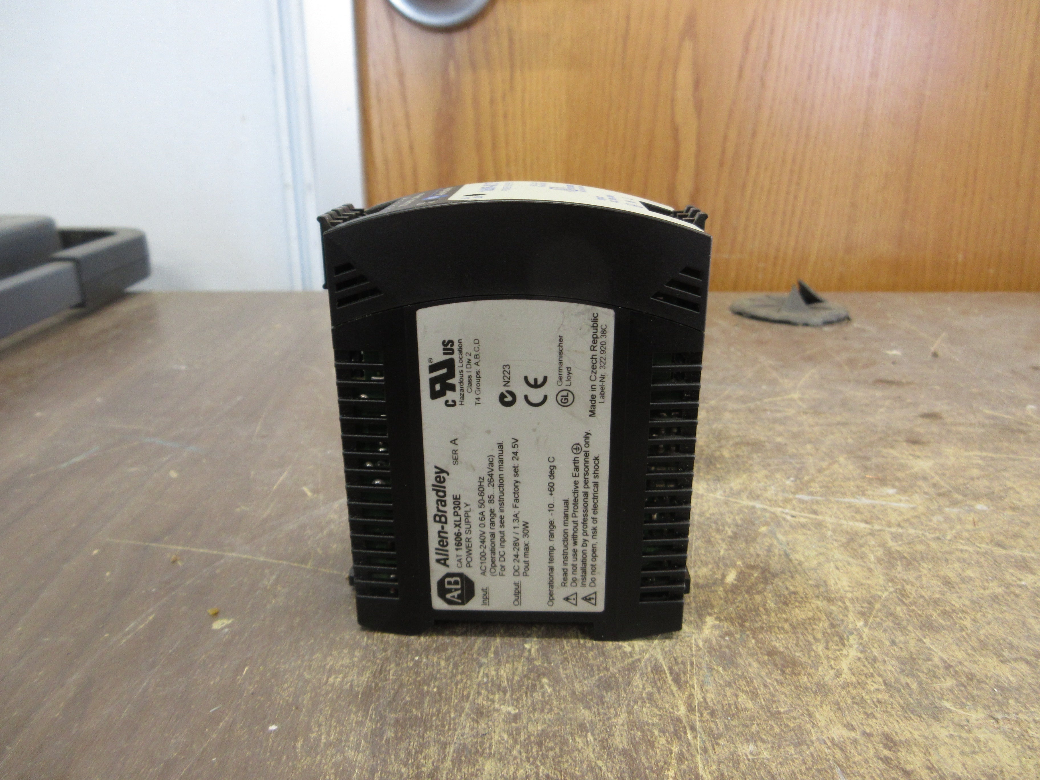 Allen-Bradley Power Supply 1606-XLP30E Ser. A 30W Used