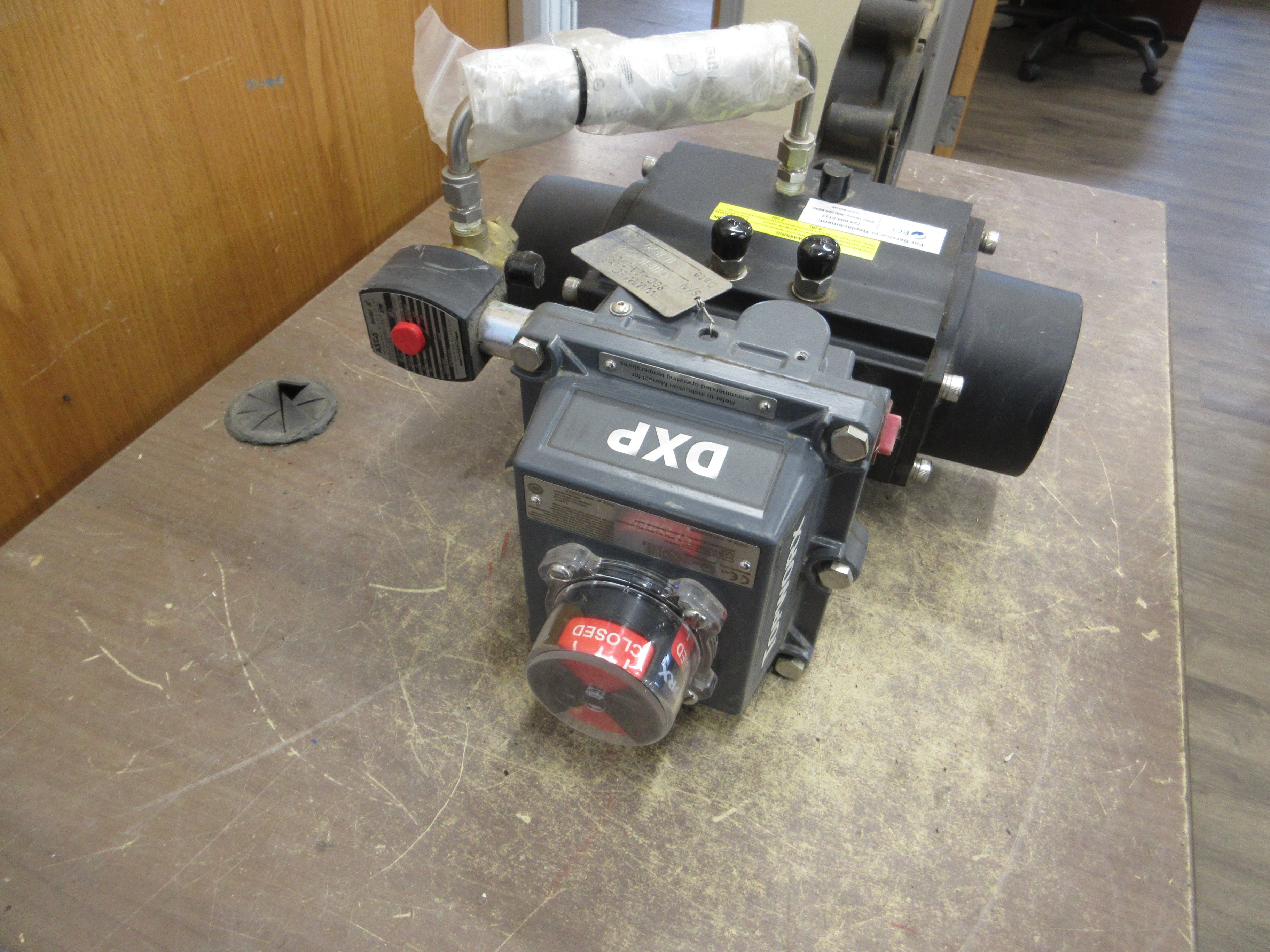 Keystone Actuated Valve w/ Positioner 36-0100L0A100A1-CAS00KBR1PFSAKB Size: 4"
