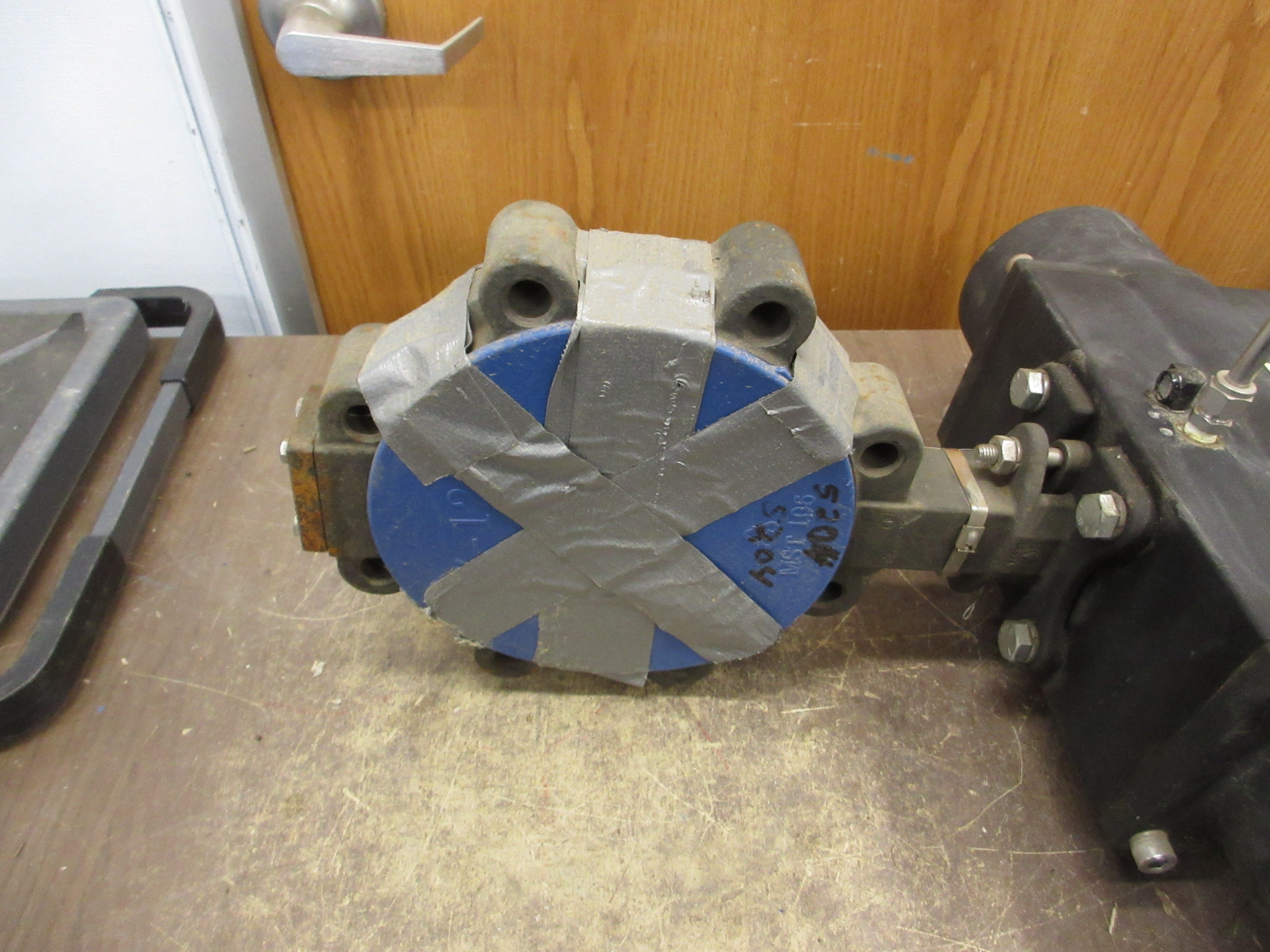 Keystone Actuated Valve w/ Positioner 36-0150L0A100A1-CAS00KBR1PFSAKB Size: 6"