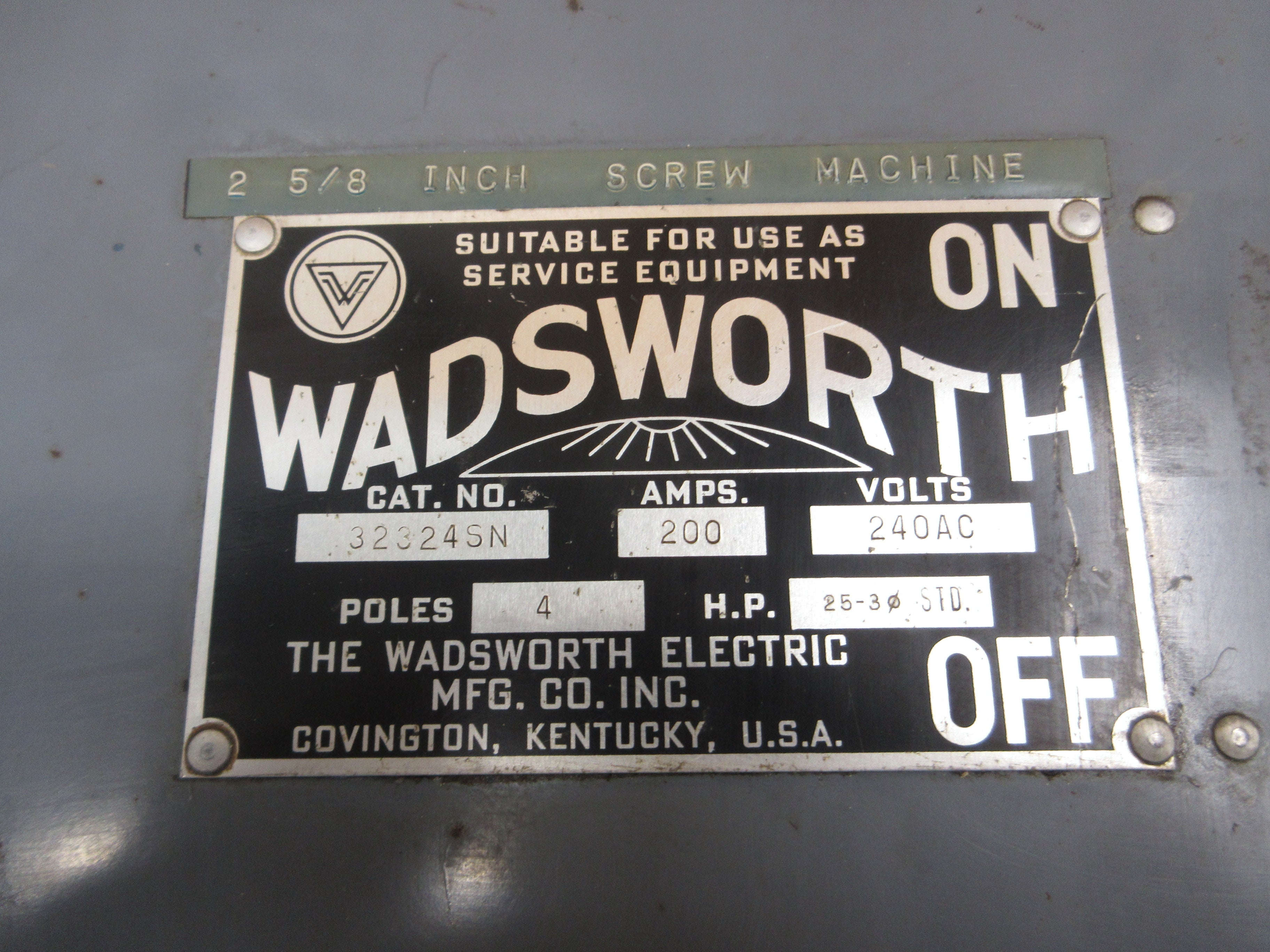 Wadsworth Fusible Safety Switch / Disconnect 32324SN 200A 240V 4P Used