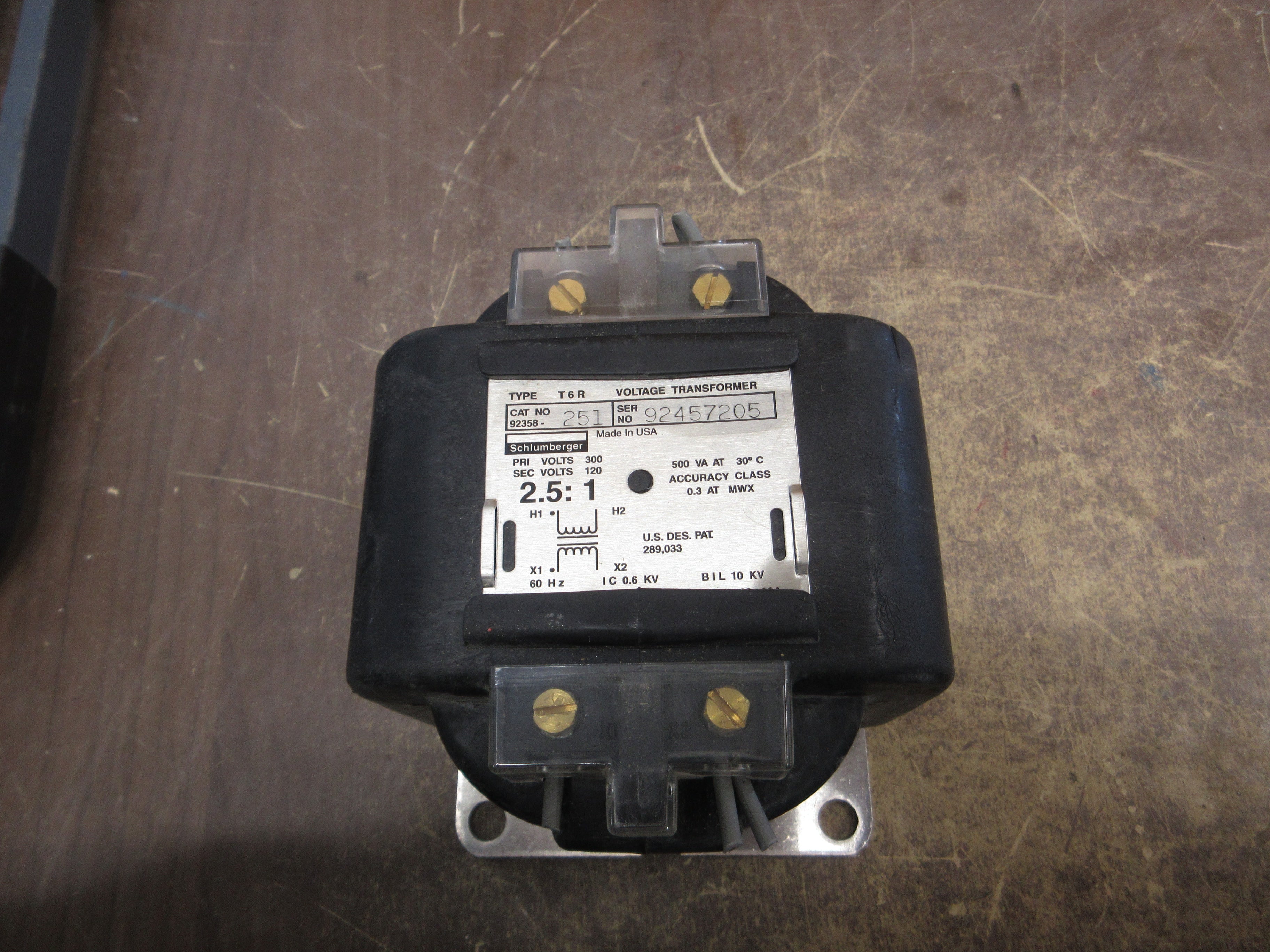 Schlumberger Type T6R Voltage Transformer 92358-251 Ratio 2.5:1 Pri: 300V Used