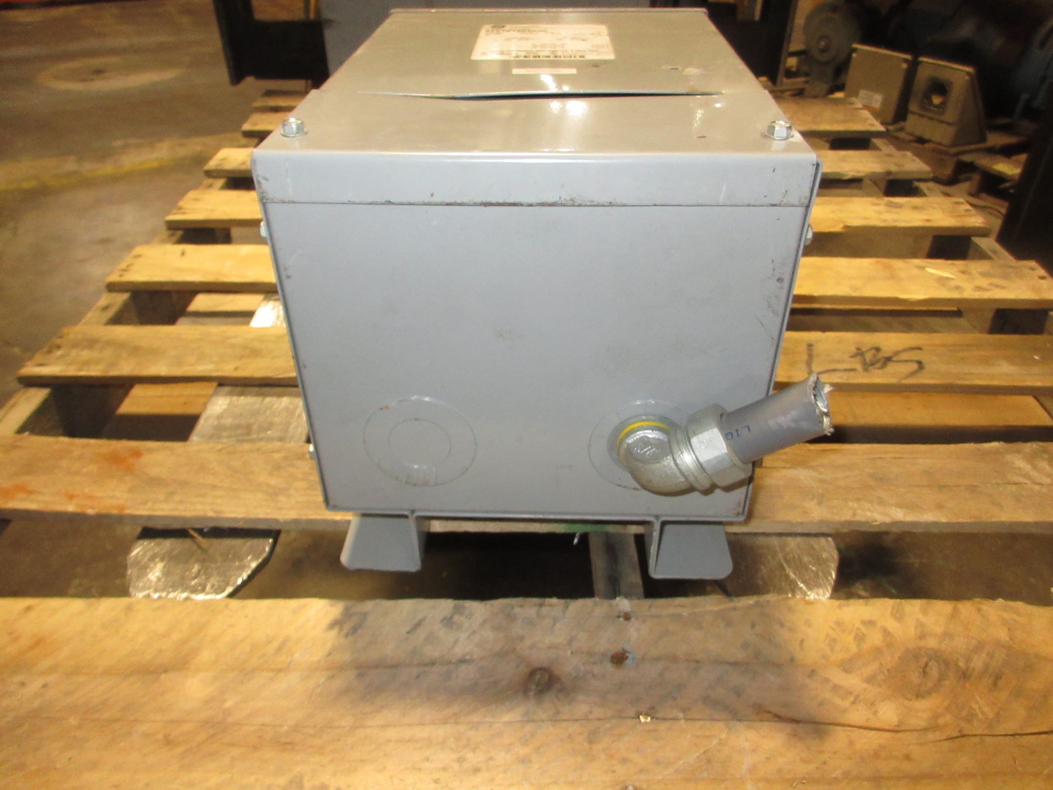 GE Type QMS 3R Transformer 9T21B1004G02 5kVA Pri: 240/480V Sec: 120/240V 60Hz