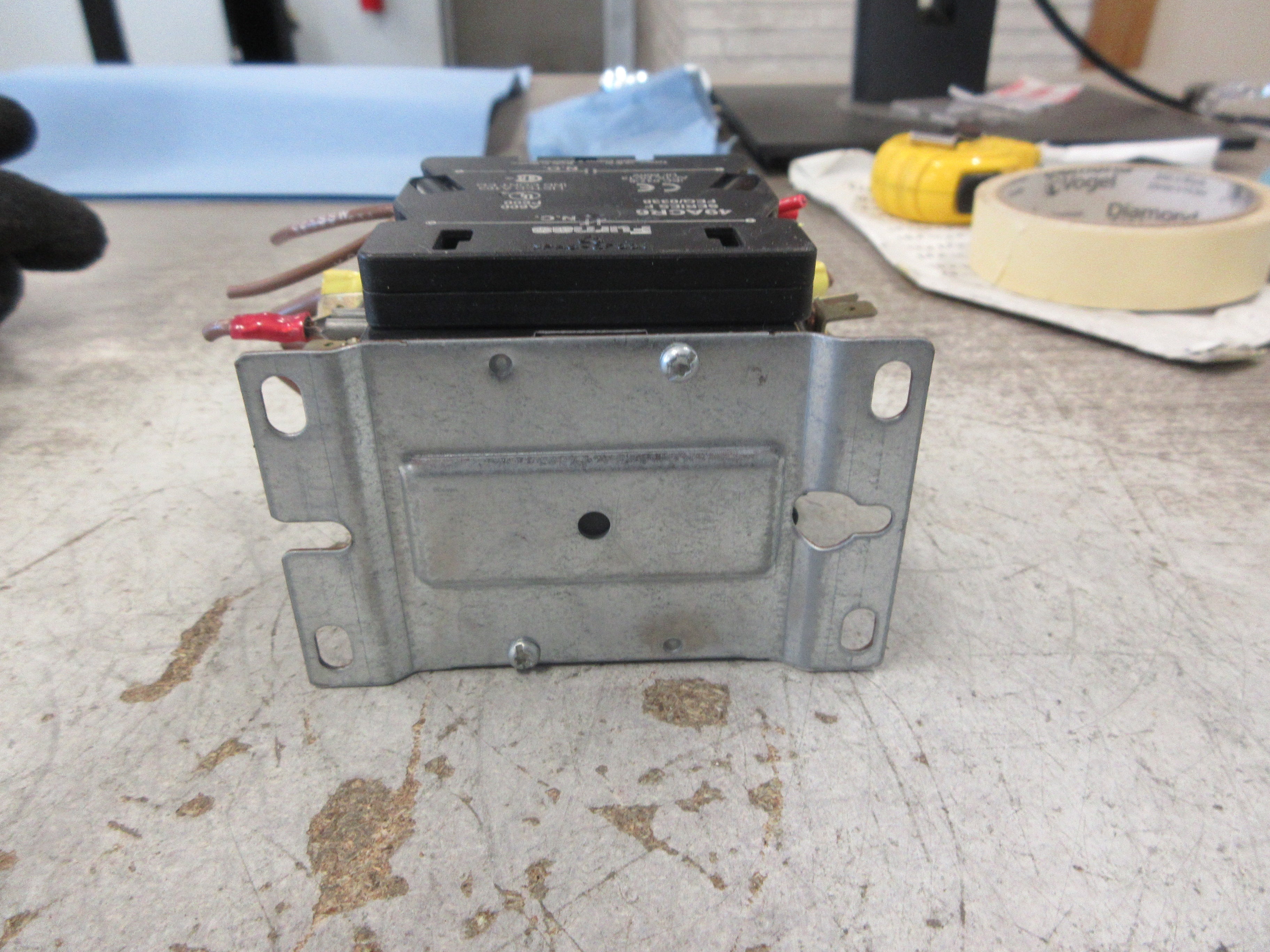 Furnas Definite Purpose Contactor 42AF35AJASM 24V Coil 25A 600V Used