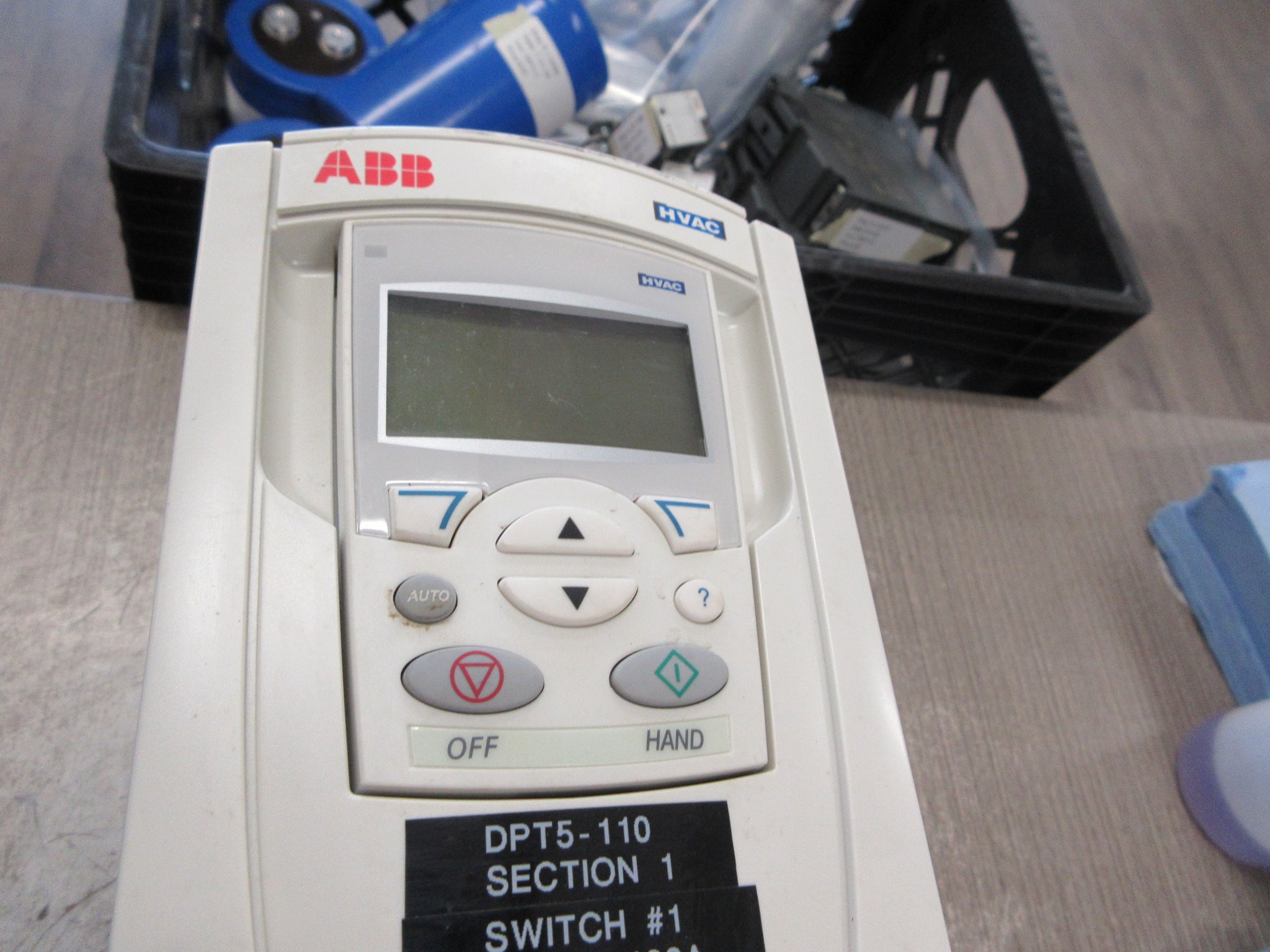 ABB ACH550 AC Drive w/ Bypass ACH550-VCR-012A-2+F267 3HP 3Ph w/ Keypad Used