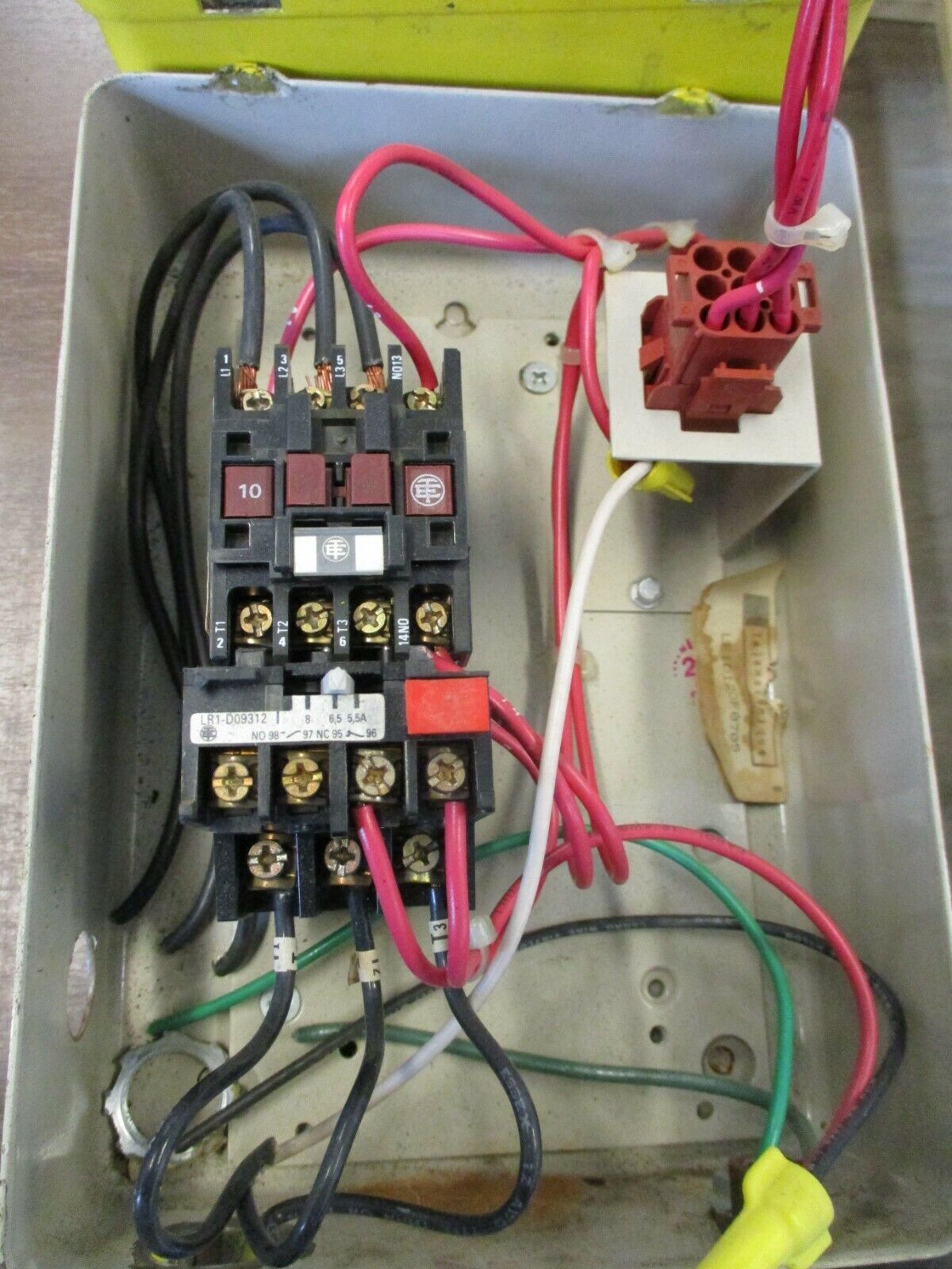 Telemecanique Enclosed Starter LE1D123F0705 110-120V Coil Type 4X Enclosure Used