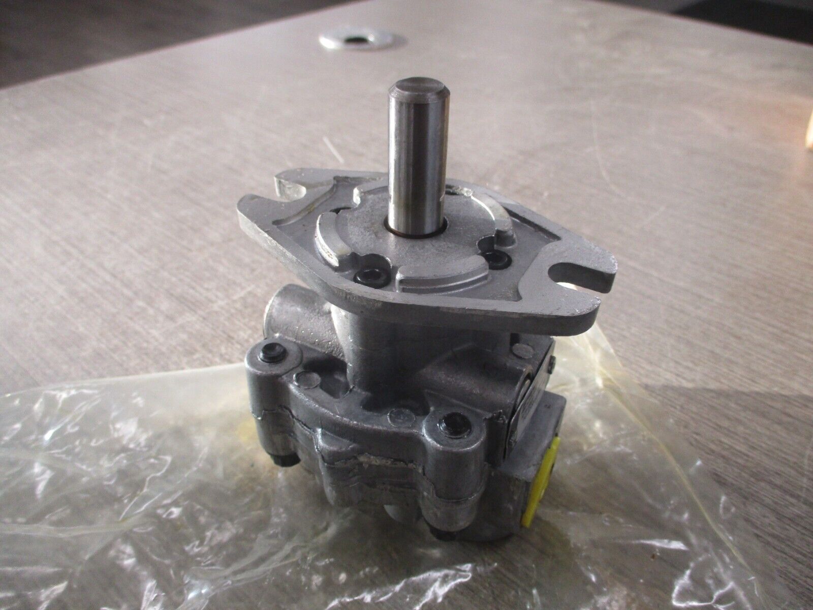 Parker Aluminum Hydraulic Pump PGG20010BA1B3 2000PSI New Surplus
