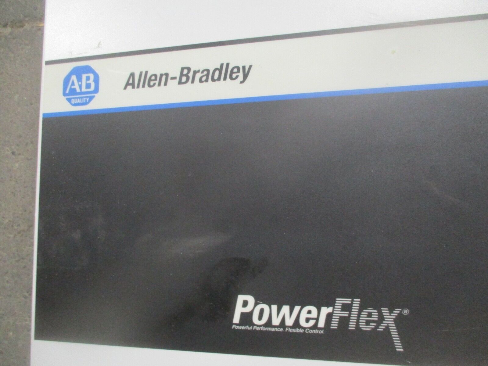 Allen-Bradley PowerFlex 700 AC Drive w/ Nema 12 Enclosure 15HP 460V 3Ph Used