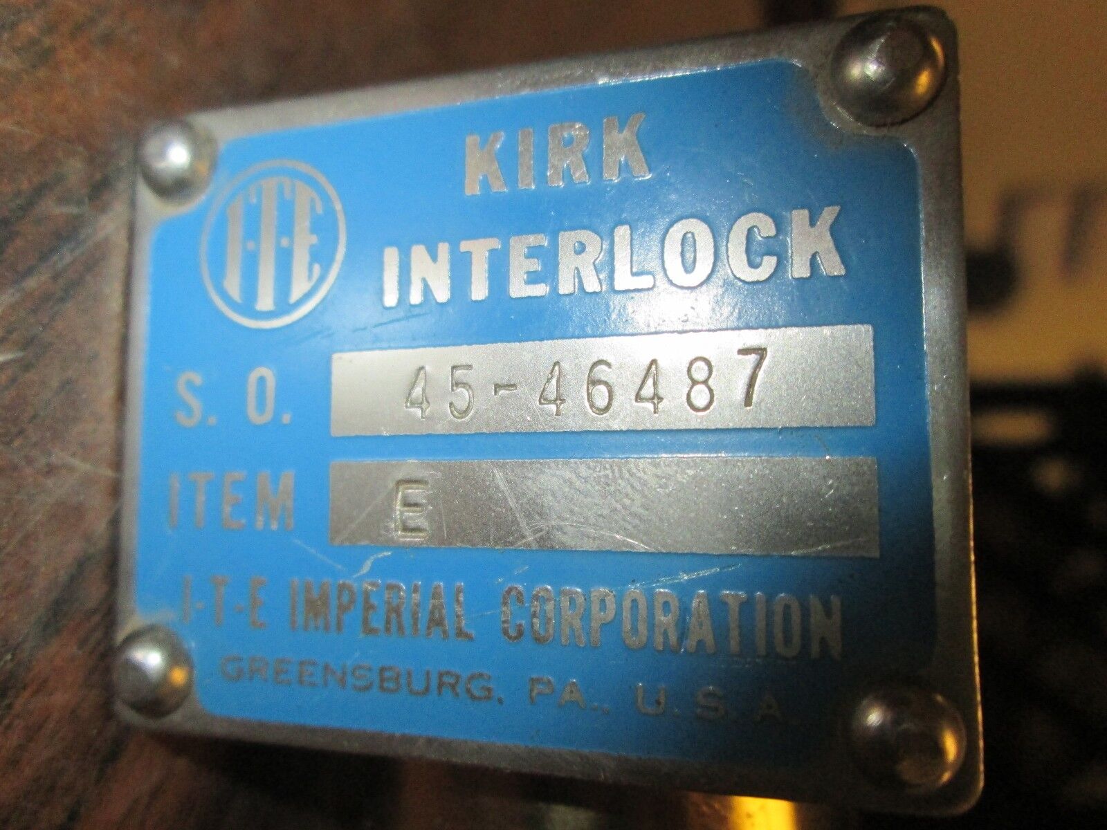 Kirk Interlock 45-46487 E Stab Length: 1" to 1-3/4" Used