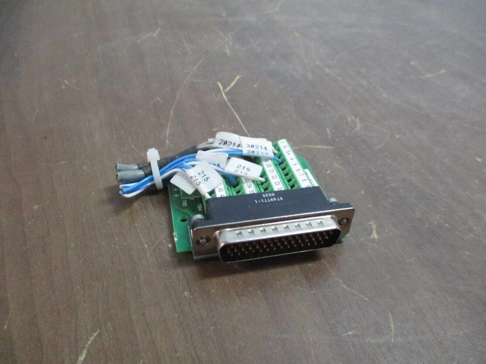 Allen-Bradley Breakout Board 2090-U3BB2-DM44 *No Case* Used