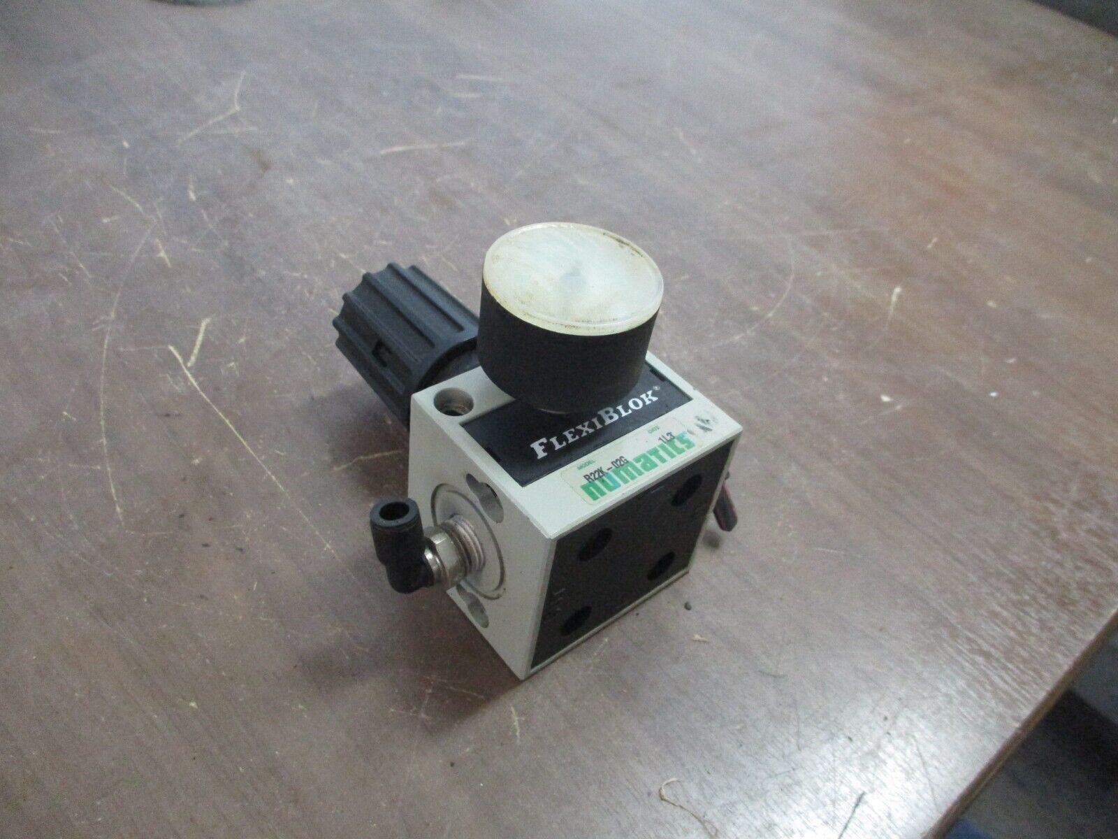 Numatics Flexiblok Pneumatic Regulator Valve R22K-02G Used