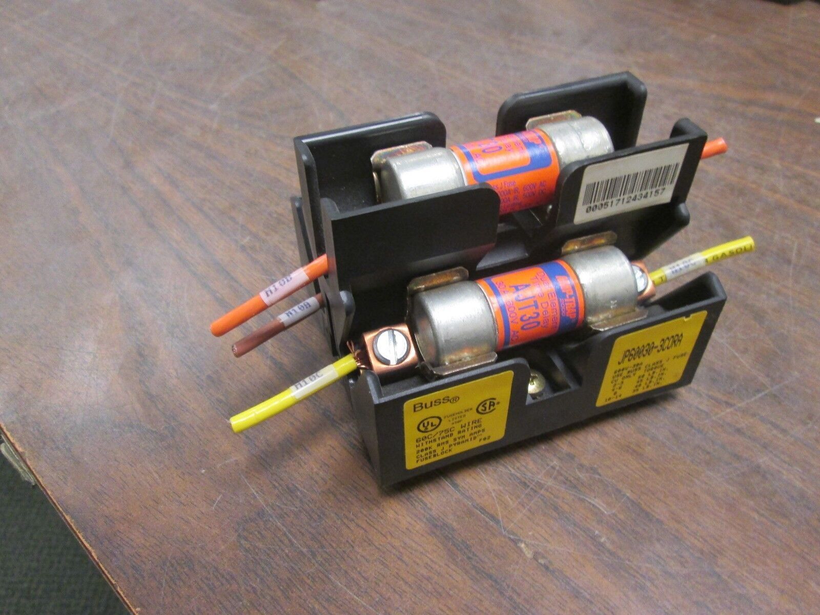 Buss Fuseblock 30A 600V 3P Class J Pyramid w/ 30A Fuses (Brand May Vary) Used