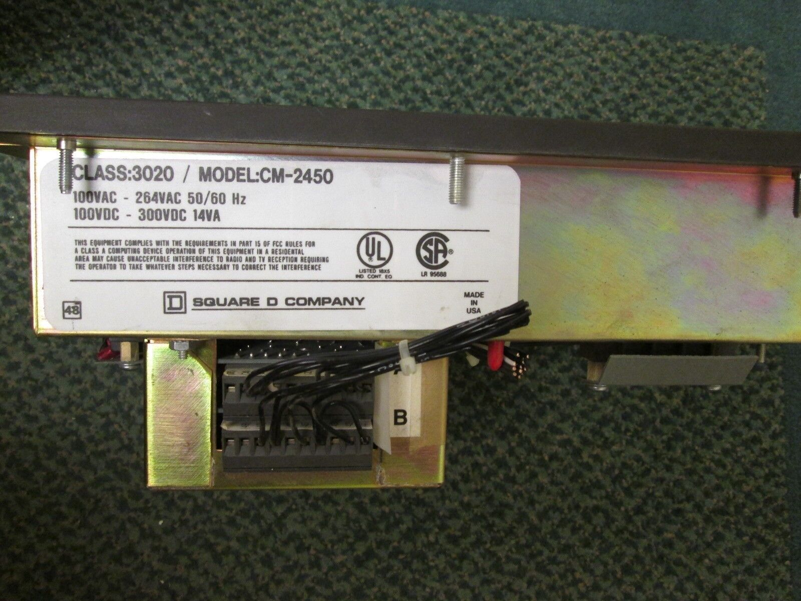 Square D PowerLogic Circuit Monitor 3020-CM-2450 3020-IOM-44 Input 120V Used