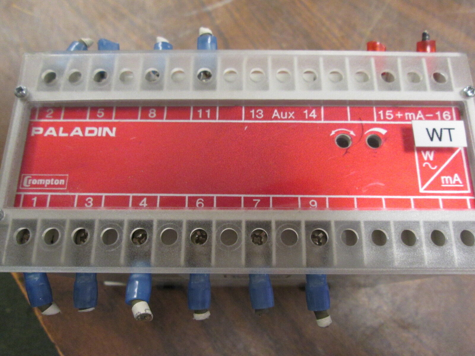 Crompton Paladin Transducer 256-TWNU 0/2000 AC KW 3Ph 4W CTR 3000:5 PTR 2.4:1