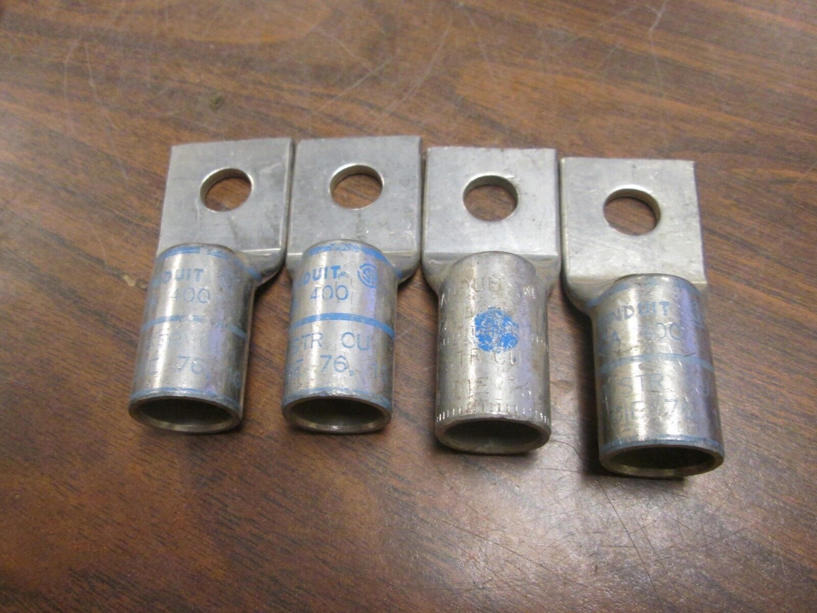 Panduit Crimp Lug LCA 400, 400 STR CU *Lot of 4* New Surplus