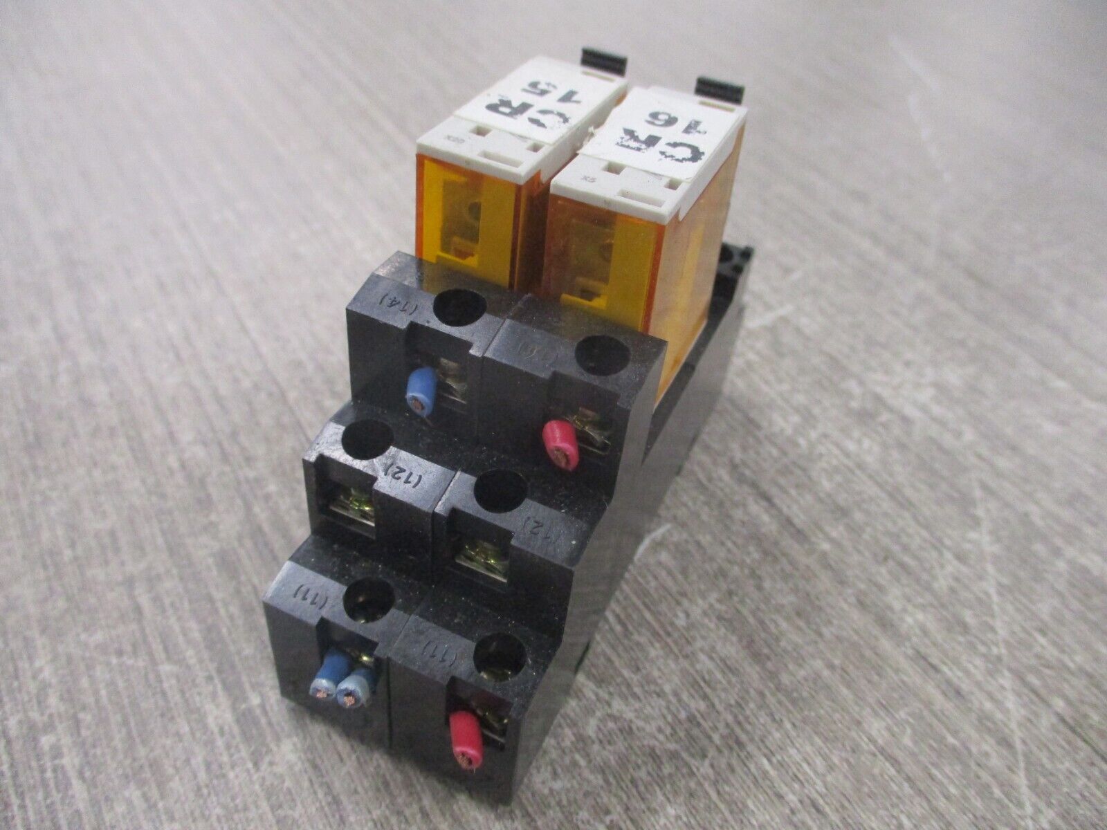 Allen-Bradley Relay 700-HK36A1 Ser. B 120V Coil w/ Base *Lot of 2* Used