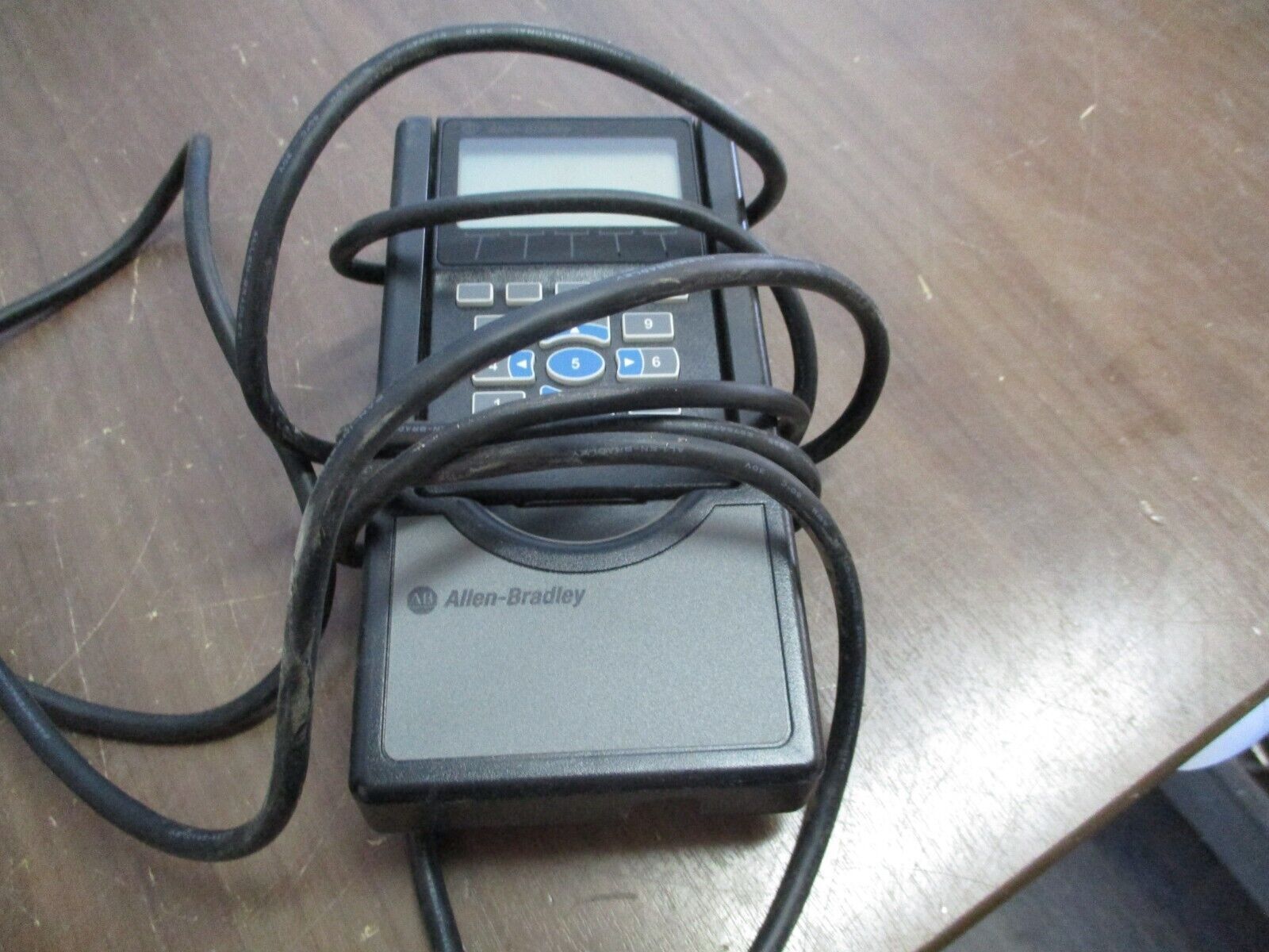 Allen-Bradley PowerFlex 70 AC Drive 20A D 011 A 0 AYNANC0 7.5HP 3Ph Used