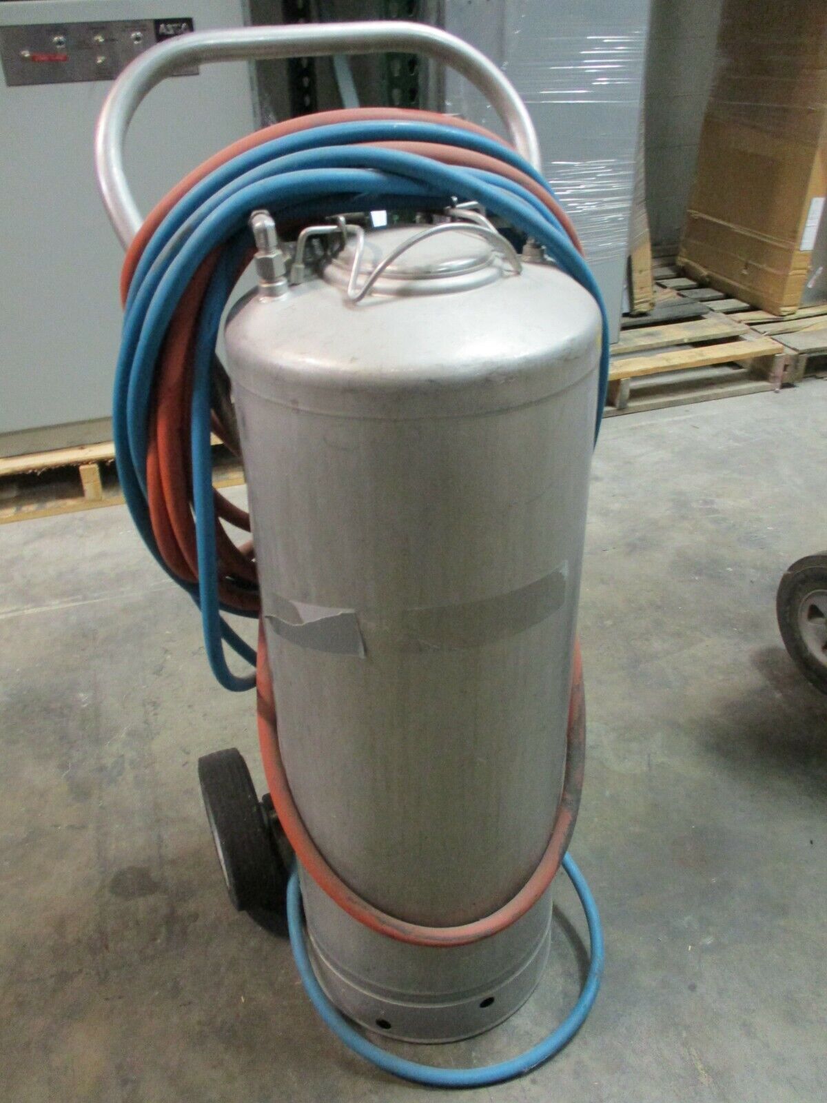 DBS Manufacturing Stainless Steel Pressurized Sprayer W711 Used