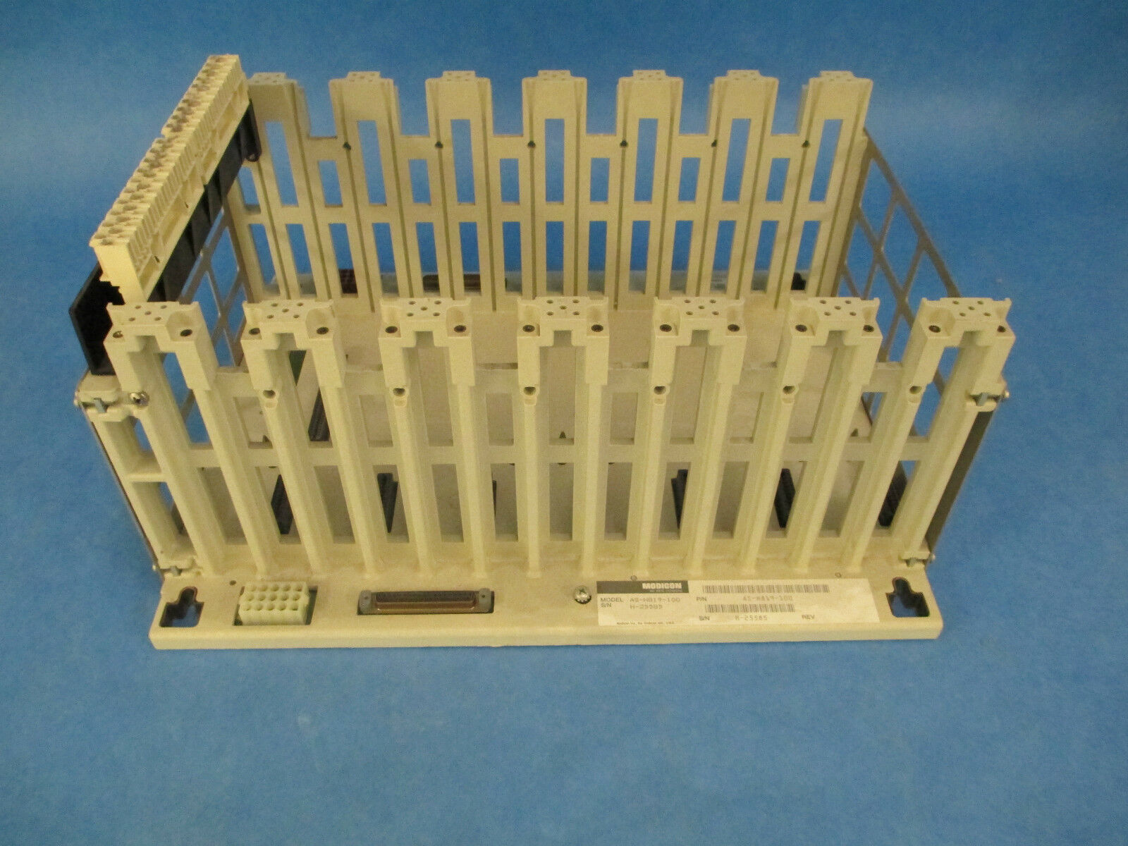 Modicon 7 Slot PLC Rack, AS-H819-100