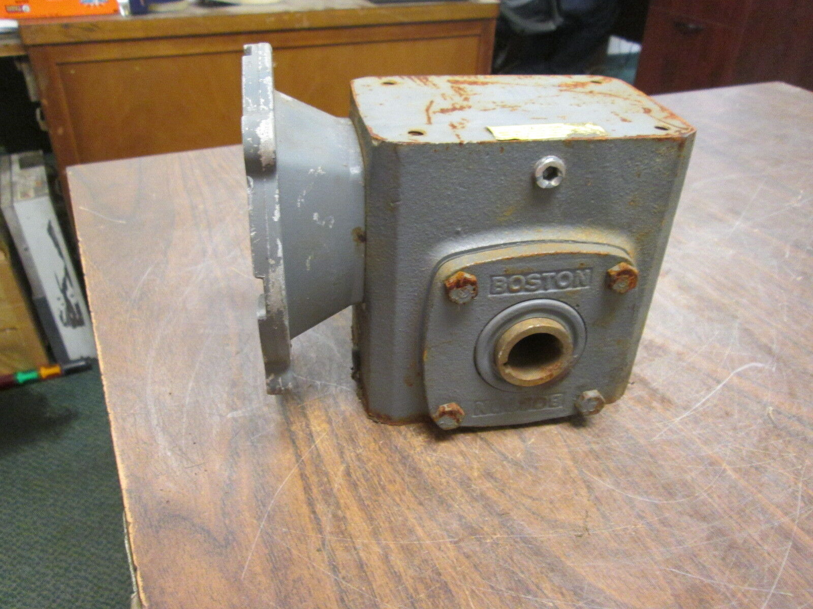 Boston Gear Reducer SF7185NBSJ Ratio 5:1 2.08HP In 337Lb/in Torque Out Used