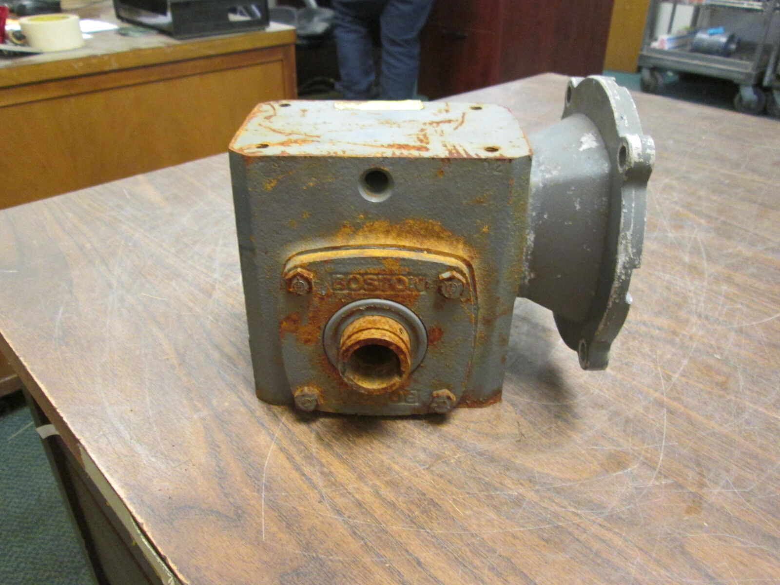 Boston Gear Reducer SF7185NBSJ Ratio 5:1 2.08HP In 337Lb/in Torque Out Used